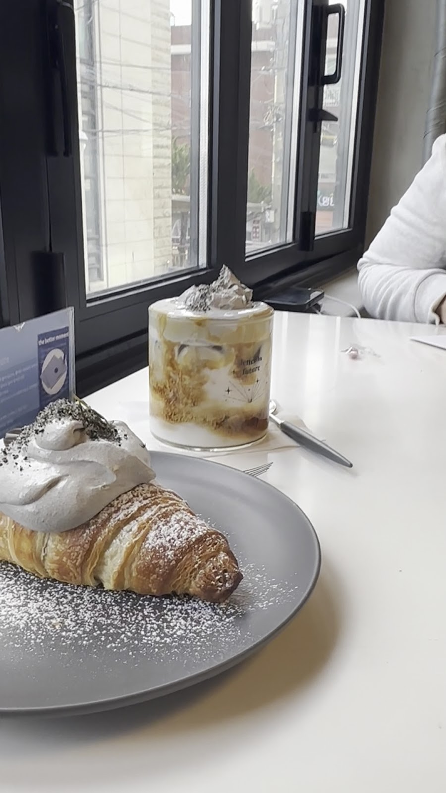 Nuldam Space - Haebangchon: food & drinks