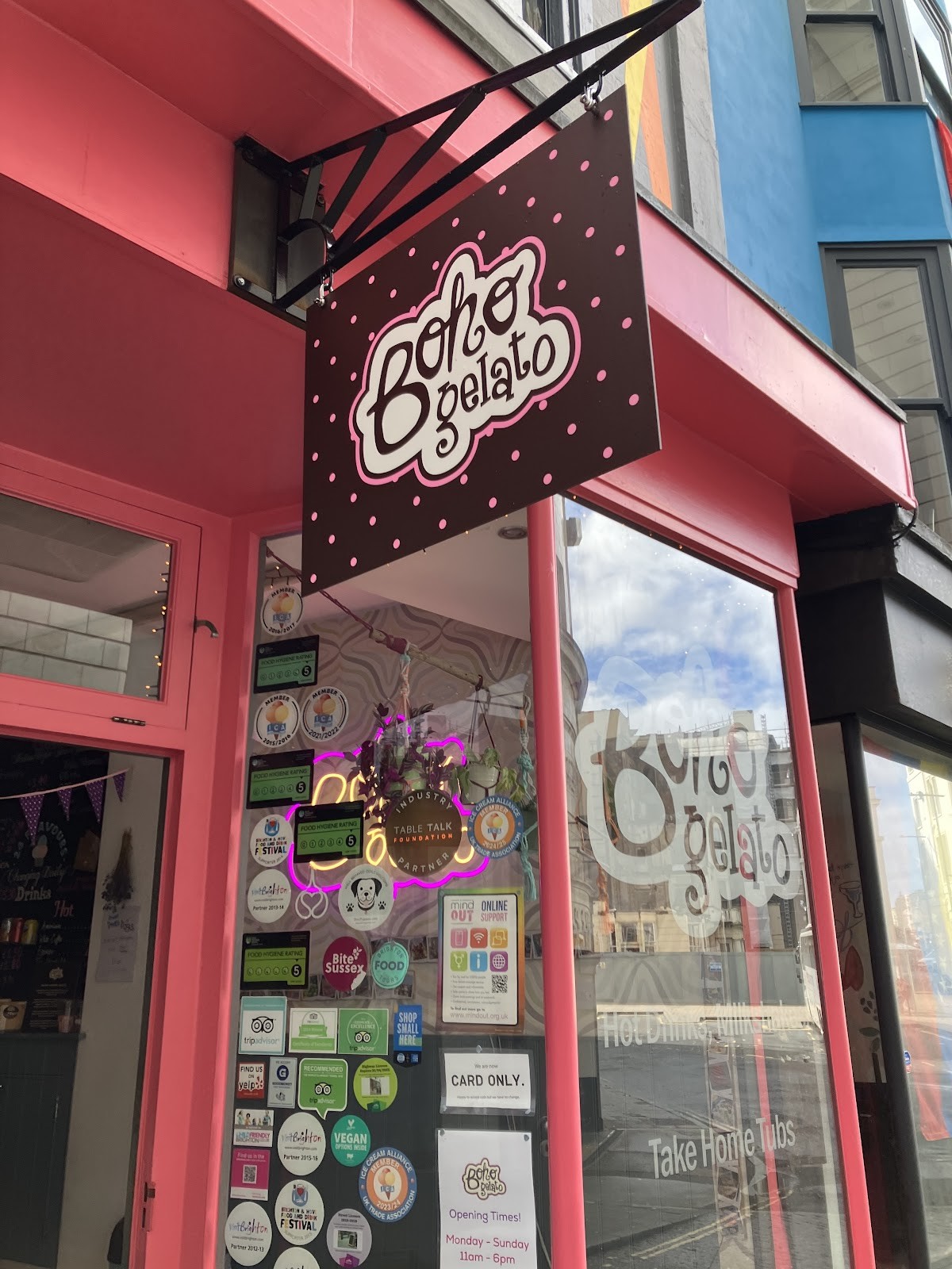 Boho Gelato: the place