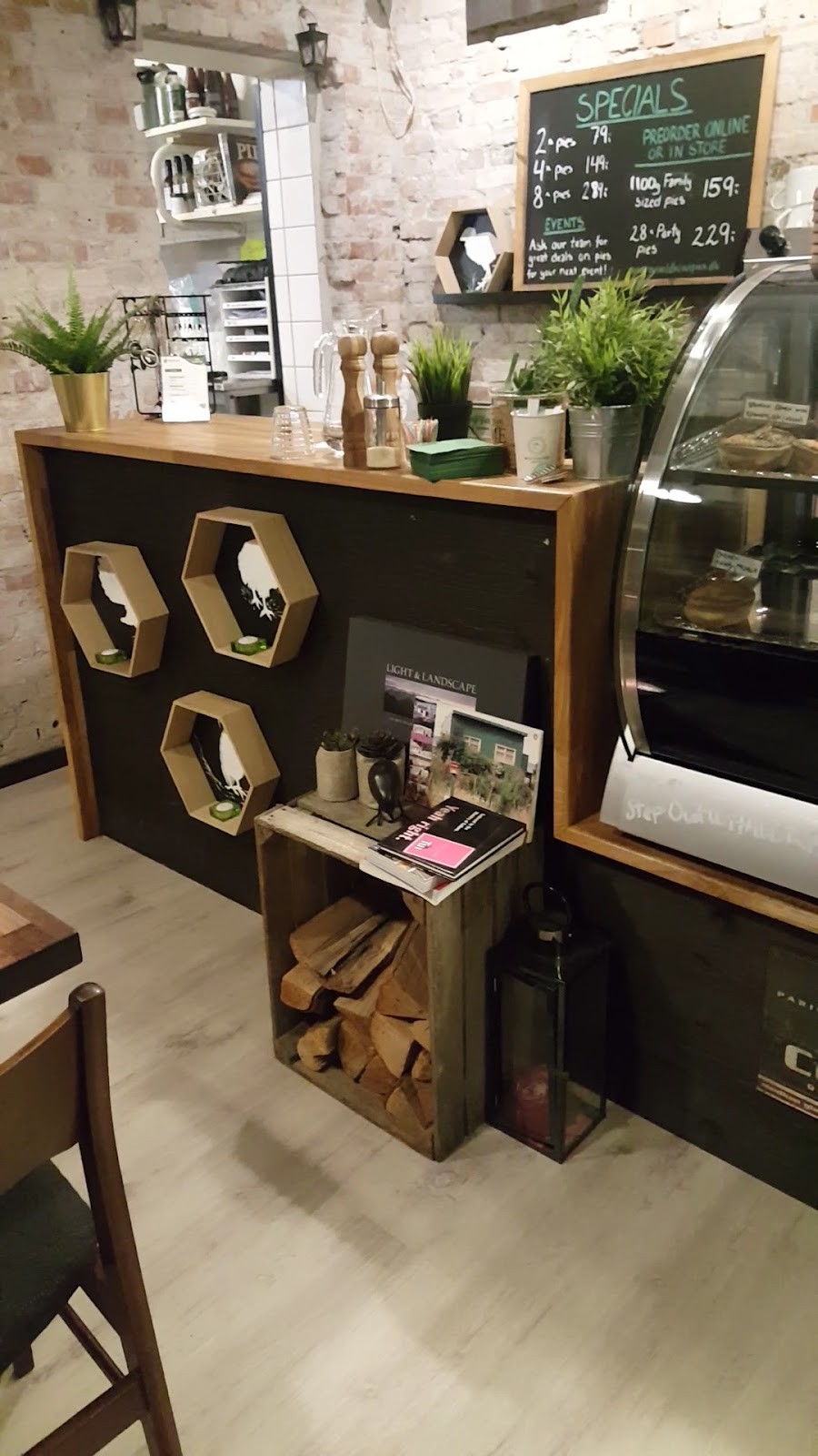 Wild Kiwi Pies: the place