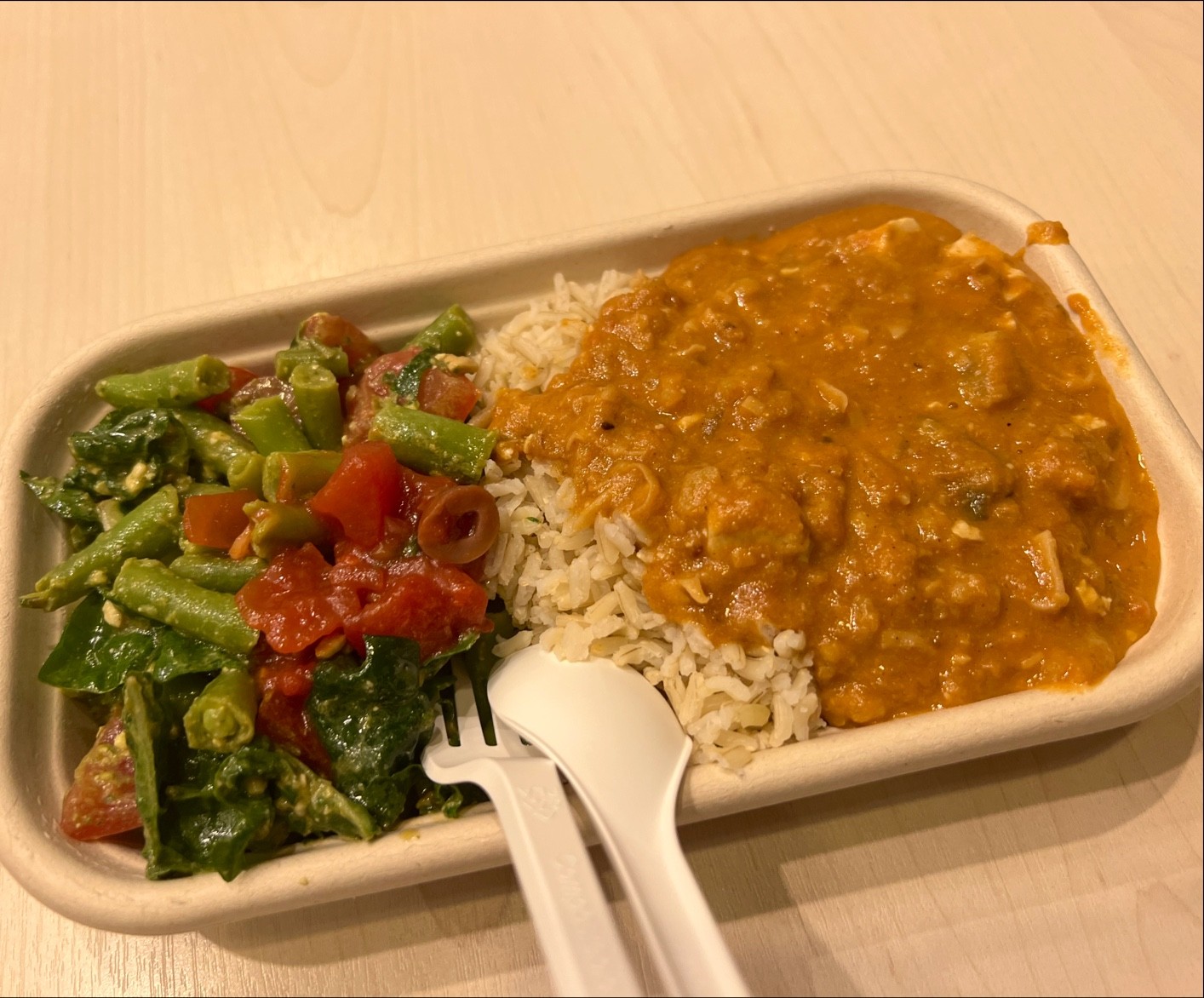 Revive Vegan Cafe: food & drinks