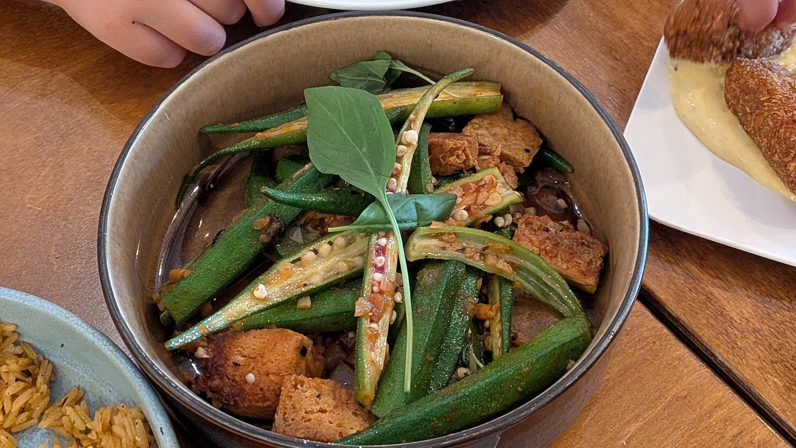 The Old Soul: food & drinks