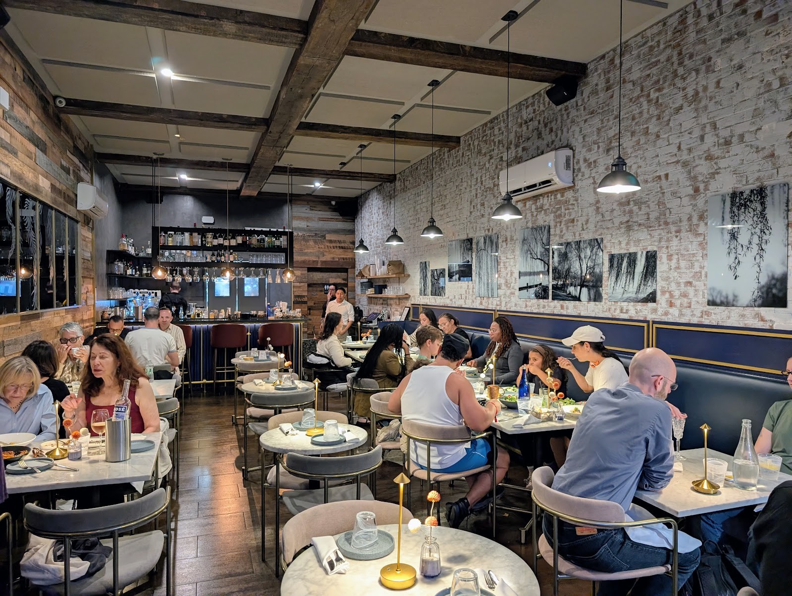 Willow Vegan Bistro: the place