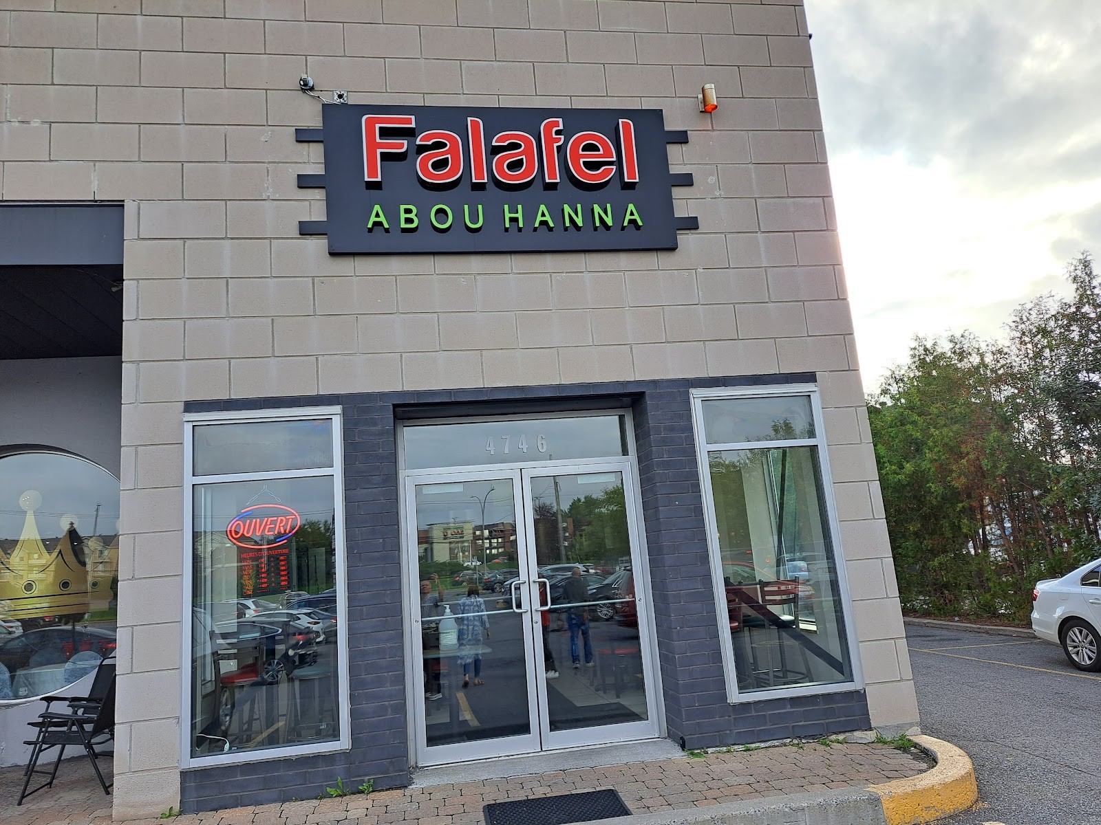 Falafel Abou Hanna: the place