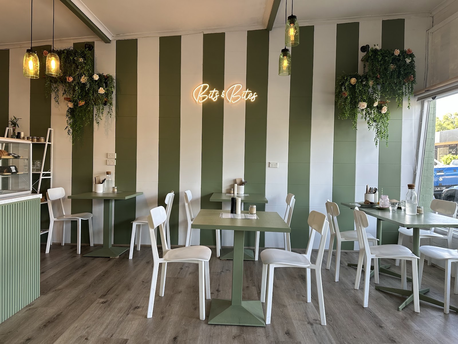 Café Bits and Bites: the place