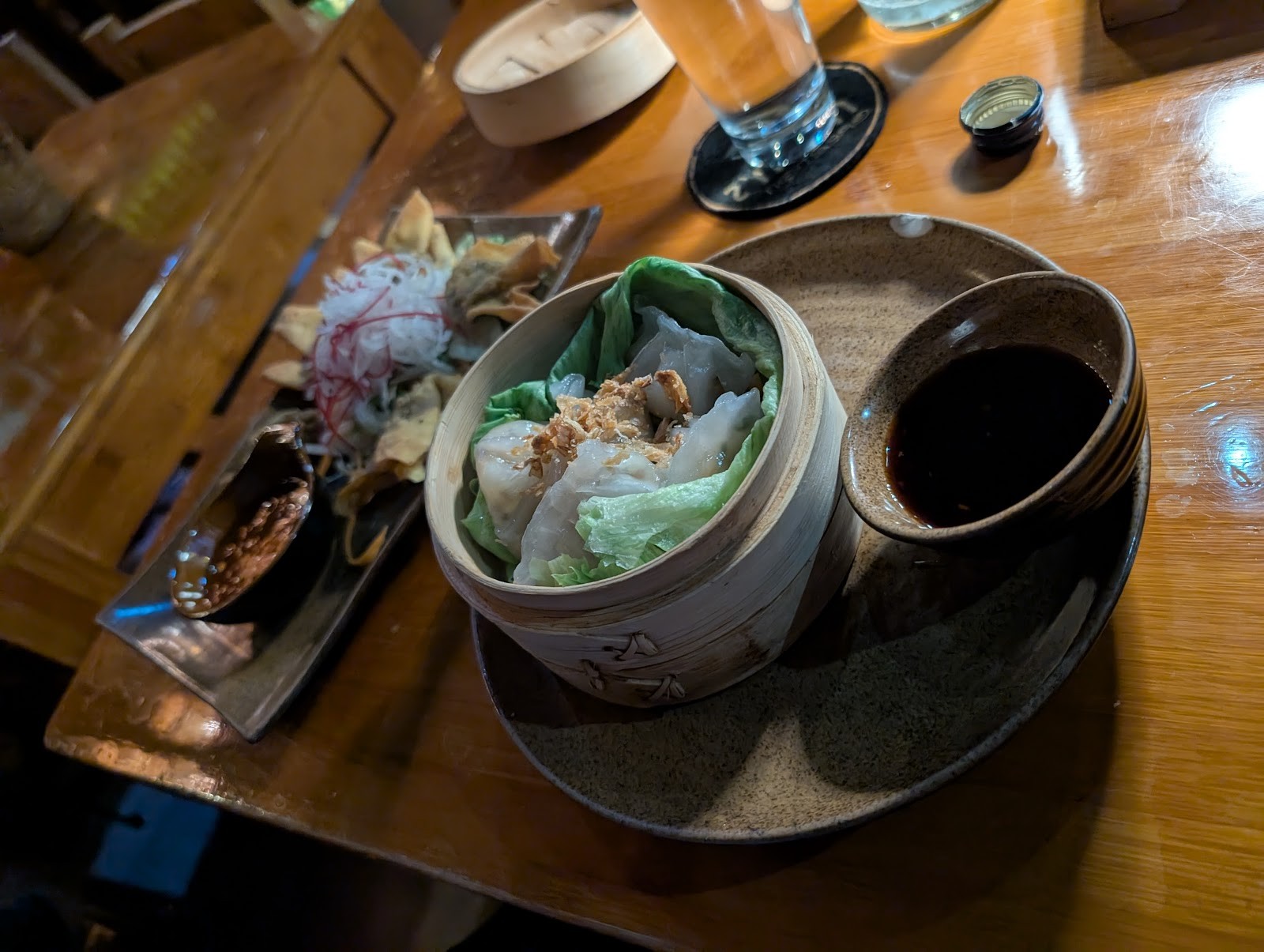 Mom's Creation Vegan Restaurant Friedrichshain: food & drinks