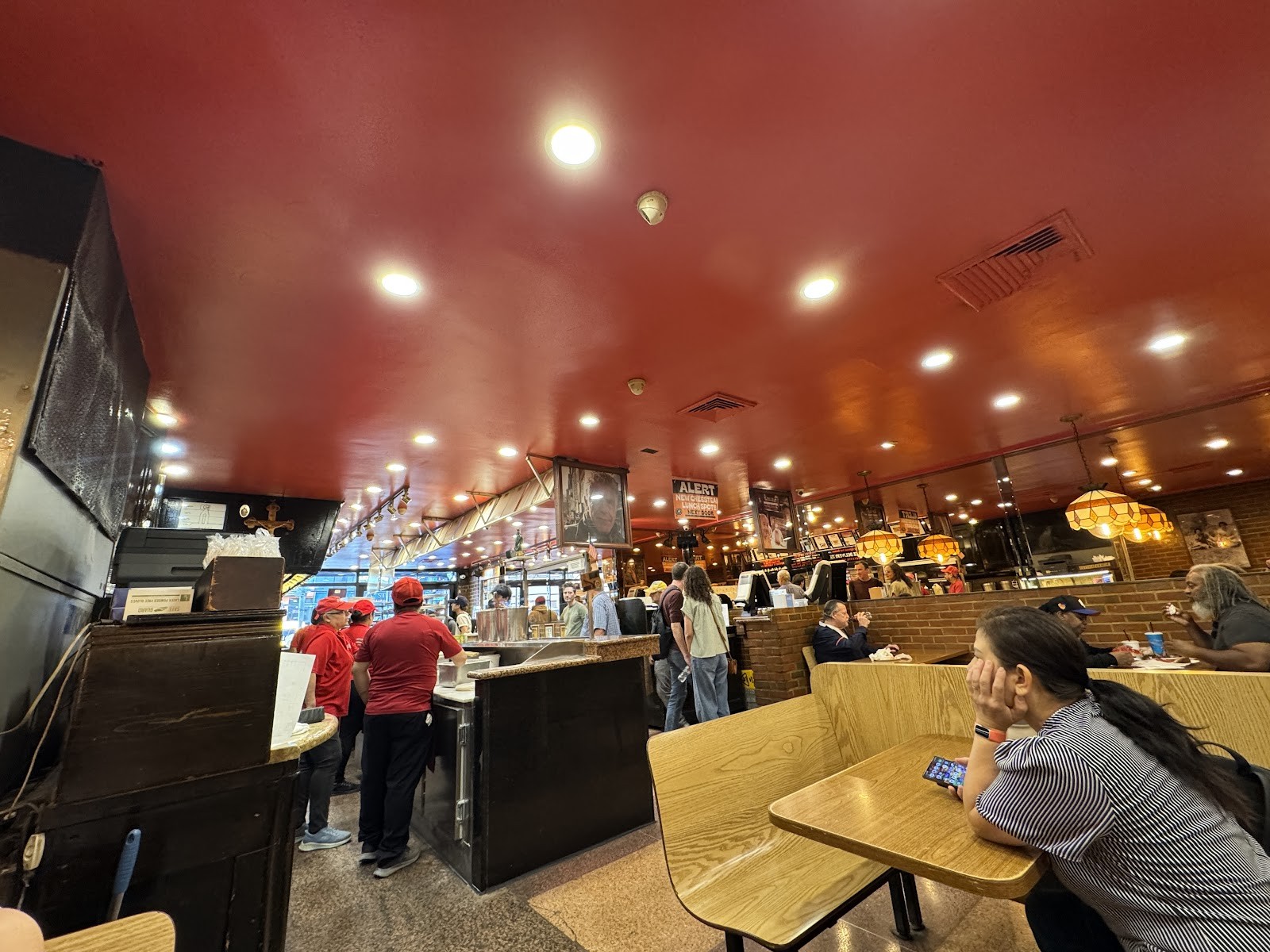 NY Pizza Suprema: the place