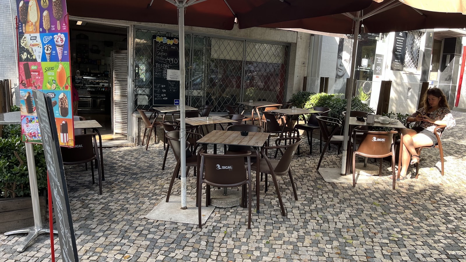 O Cantinho da Tila: the place