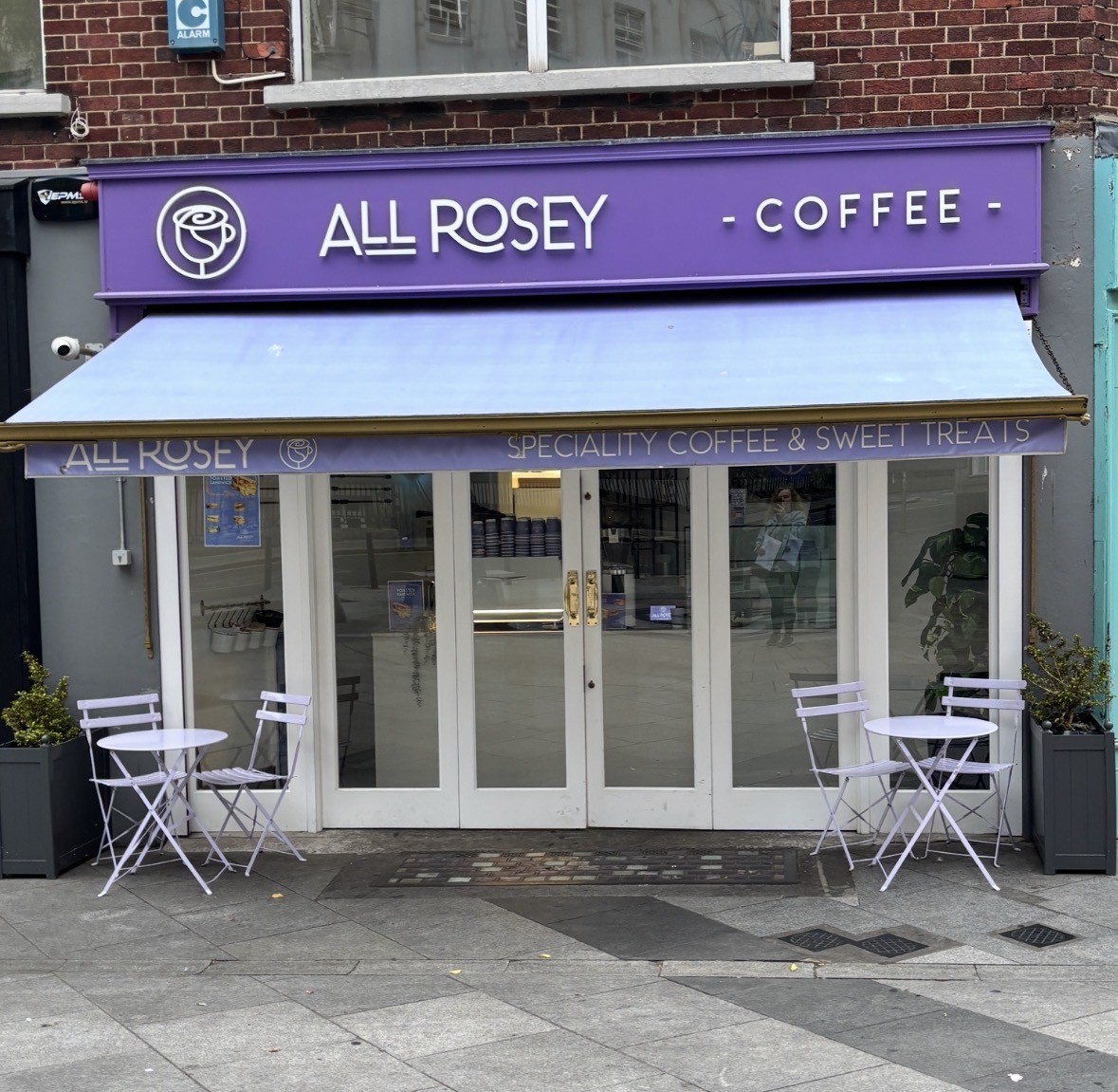 All Rosey Coffee: the place