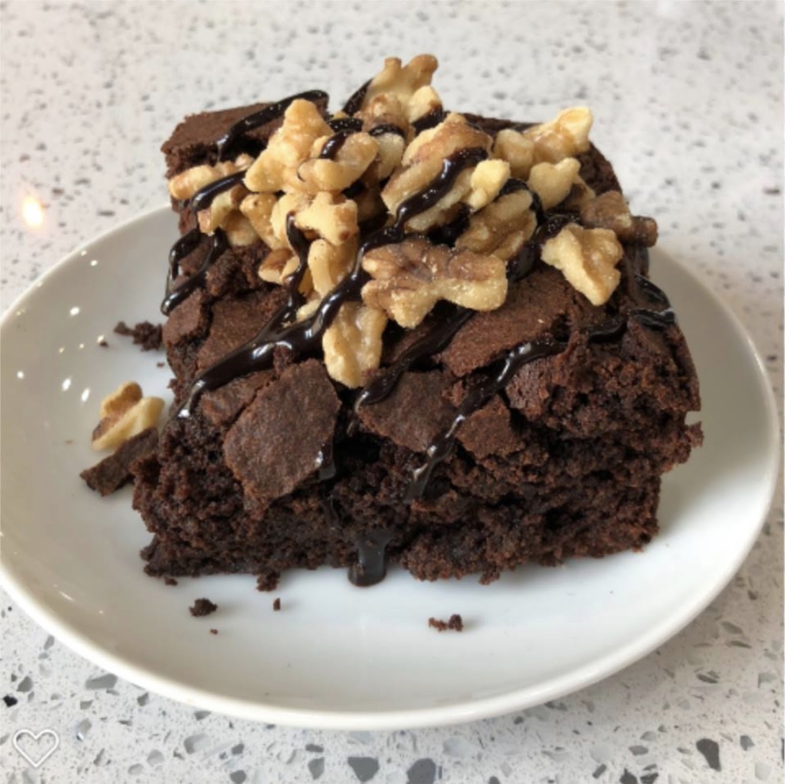 Cinnaholic: food & drinks