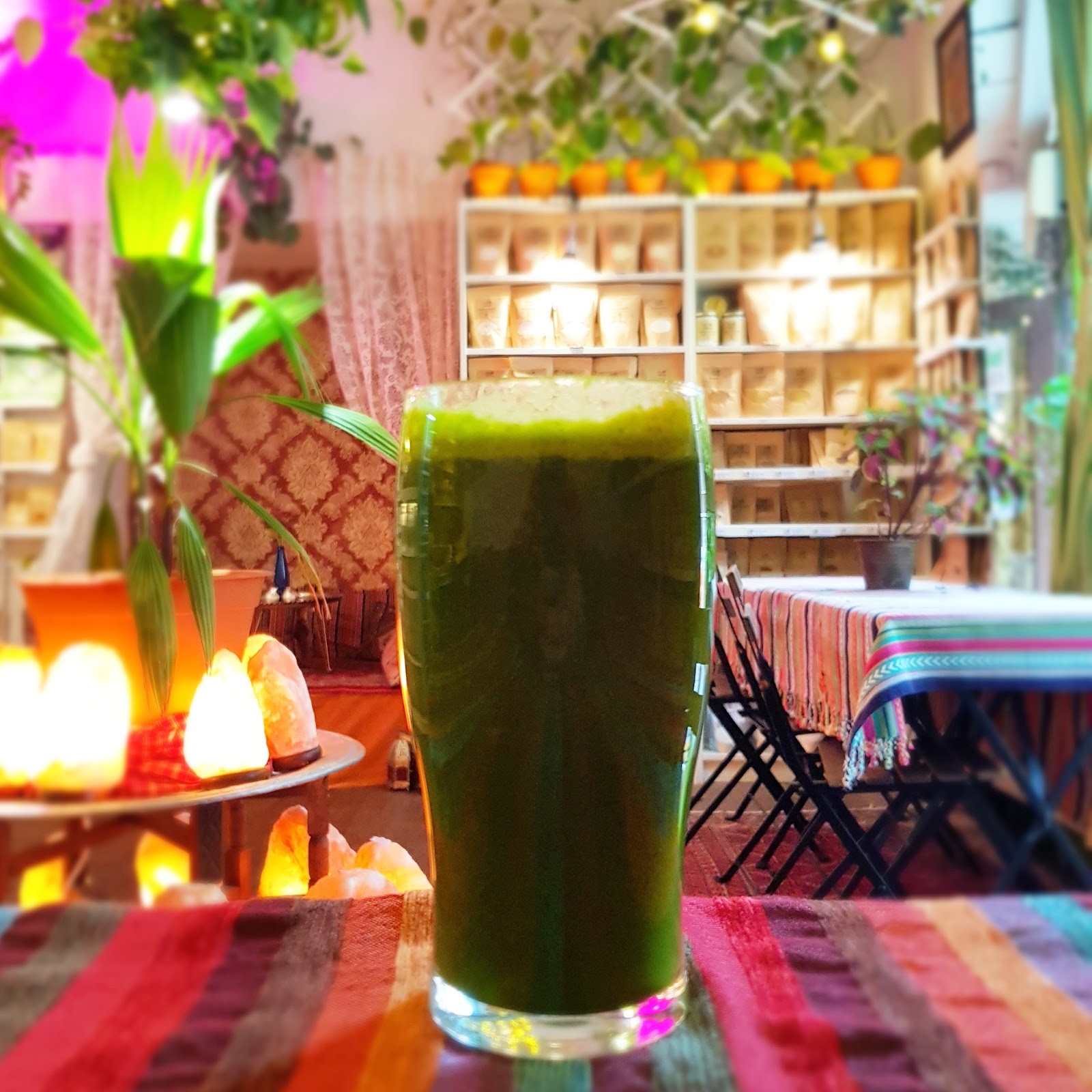 Bliss Café & Galleri: food & drinks