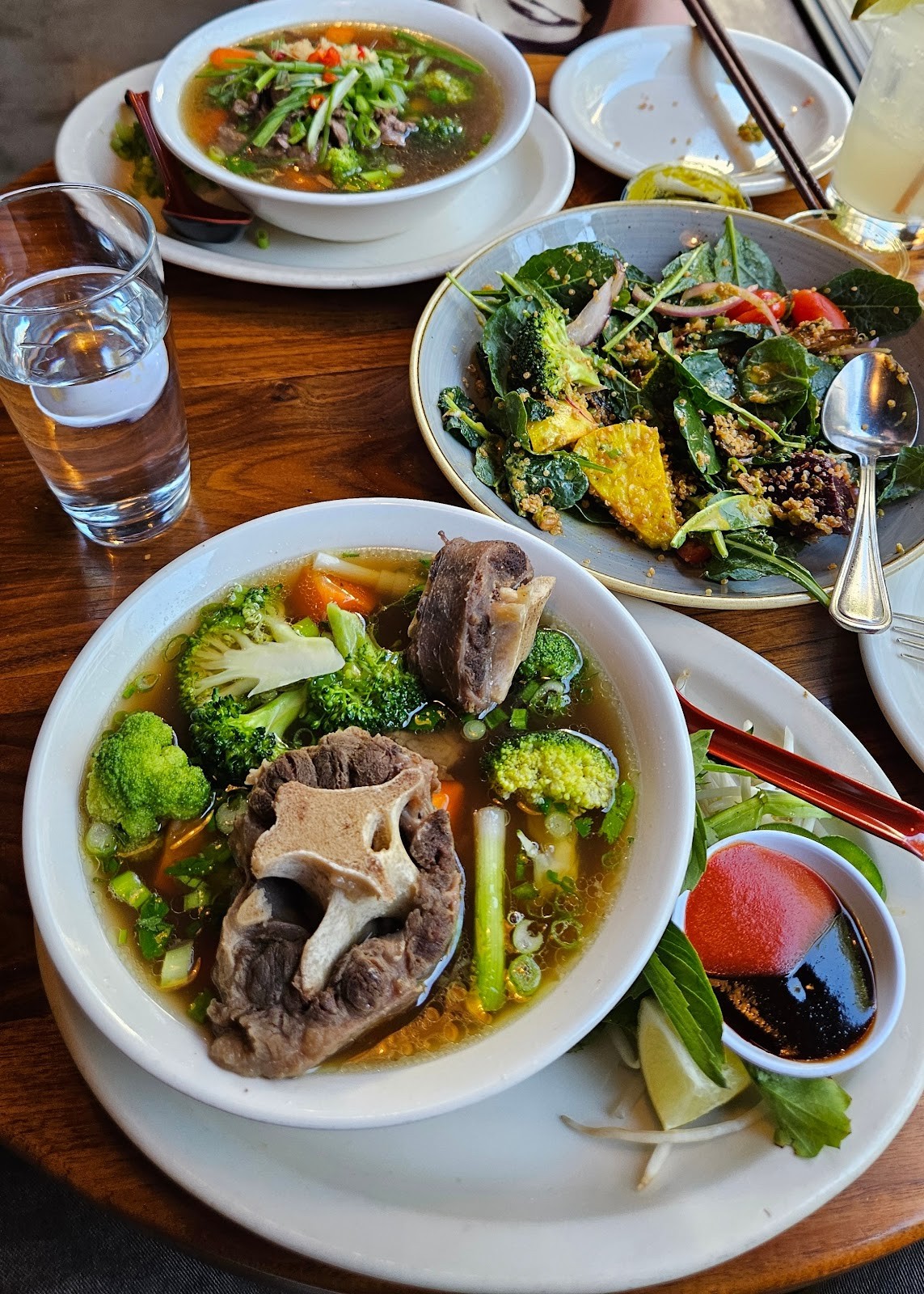 Ba Bar Green: food & drinks