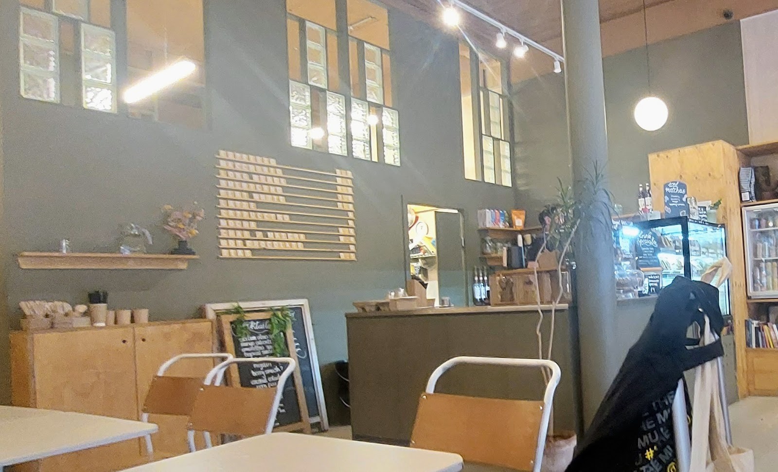 Fern Coffee Bar: the place