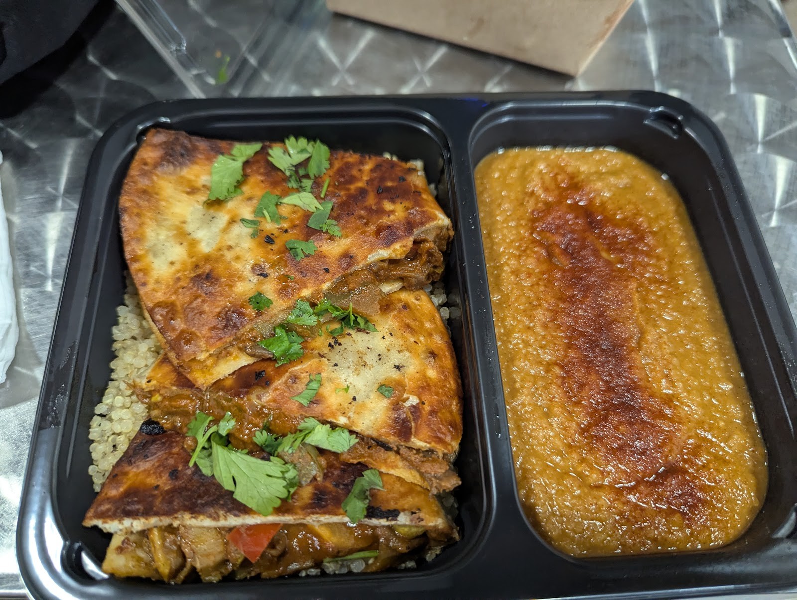 Beyond Vegan Eats: food & drinks