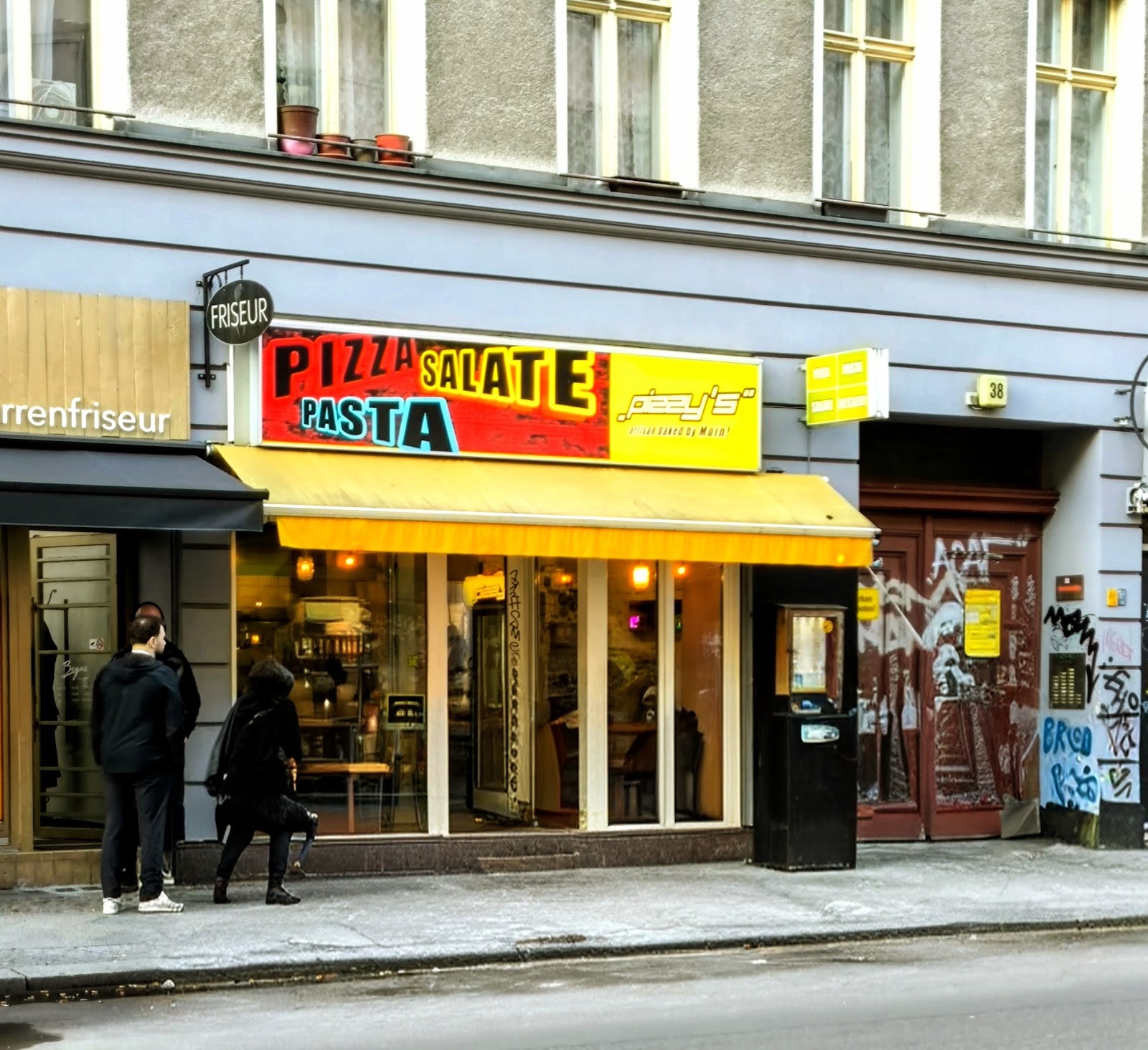 pizzy's: the place