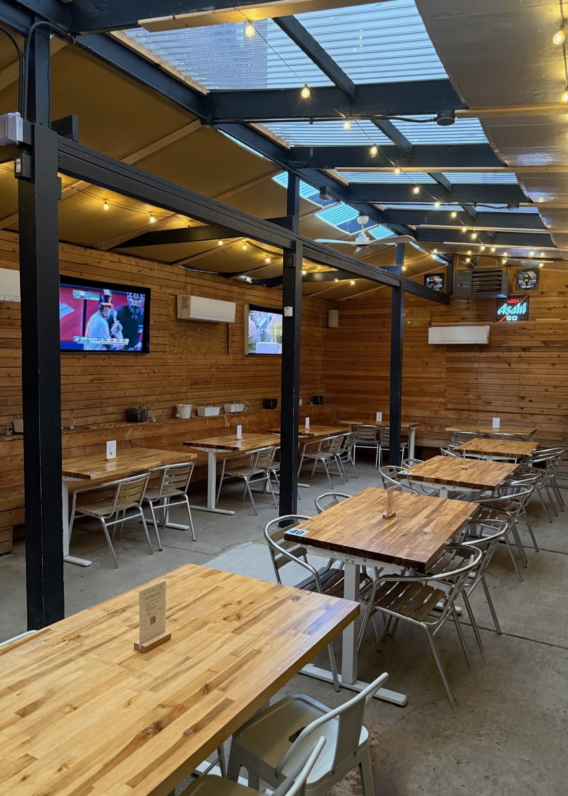 Konbini & Kanpai Wrigleyville: the place