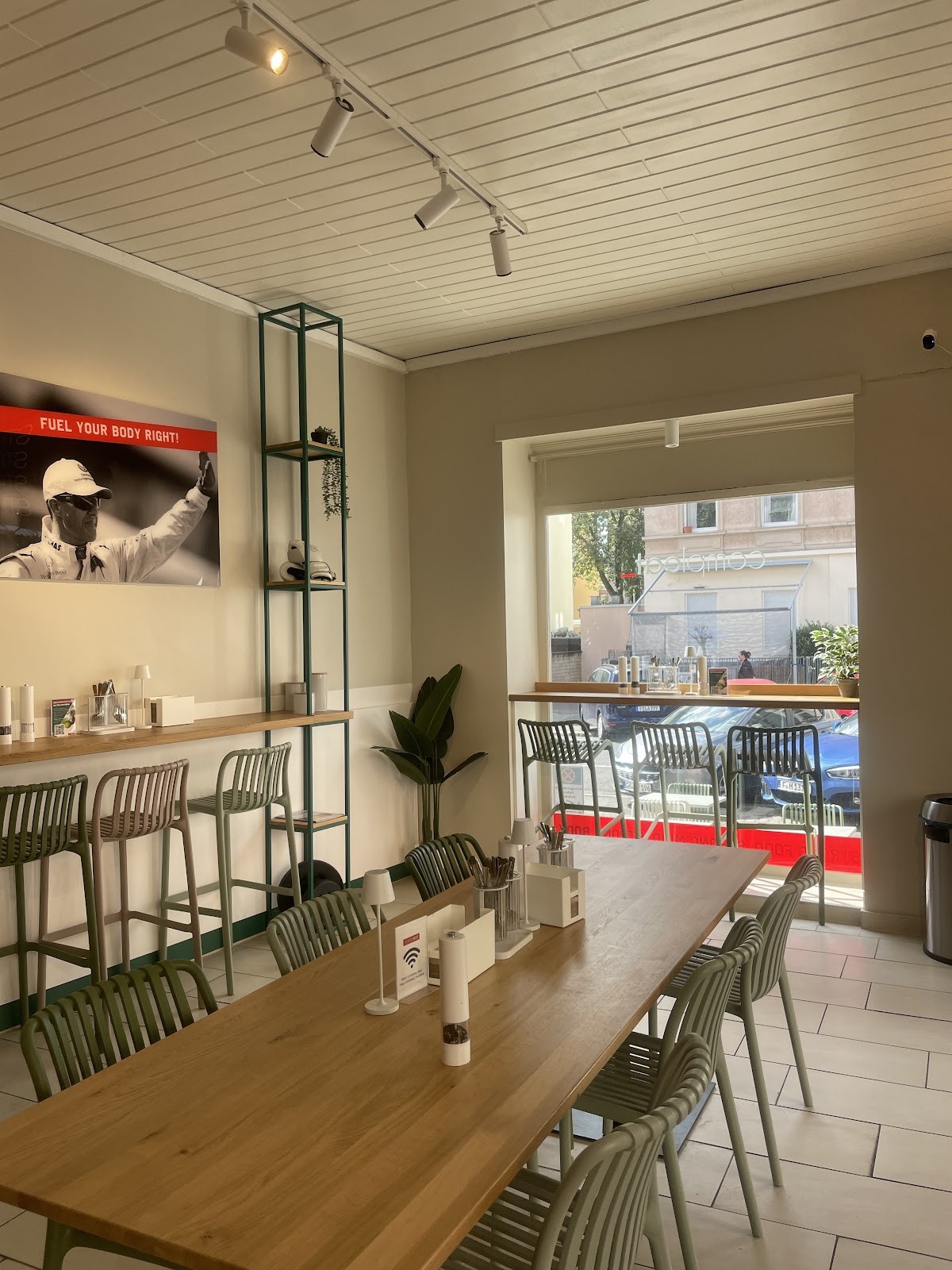 Compleat Frankfurt Nordend | Gesundes Essen & Catering: the place