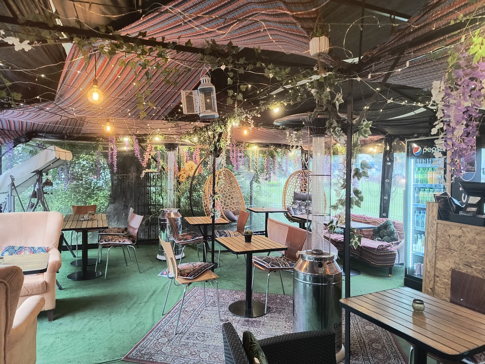 Mazaya Falafel: the place