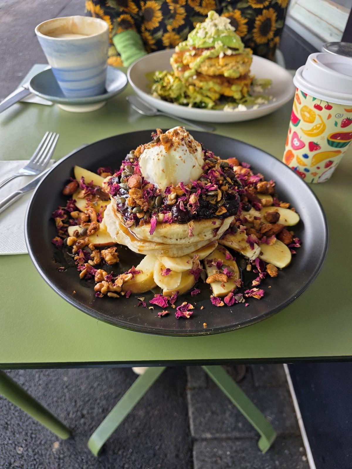 1two1 Vegan Cafe & Organic Grocer: food & drinks