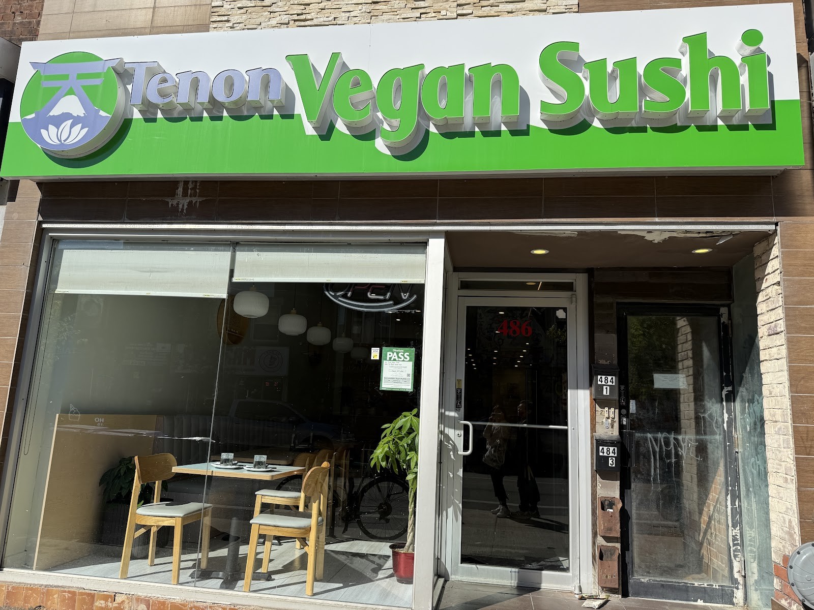 Tenon Vegan Sushi: the place