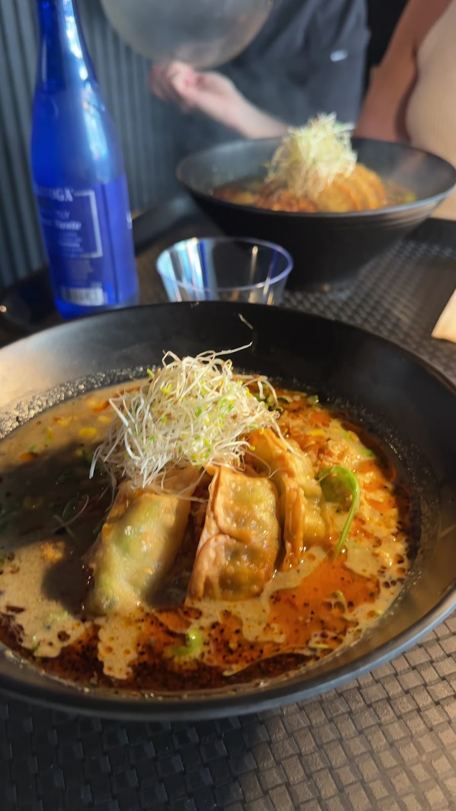 Redwhite Boneless Ramen: food & drinks