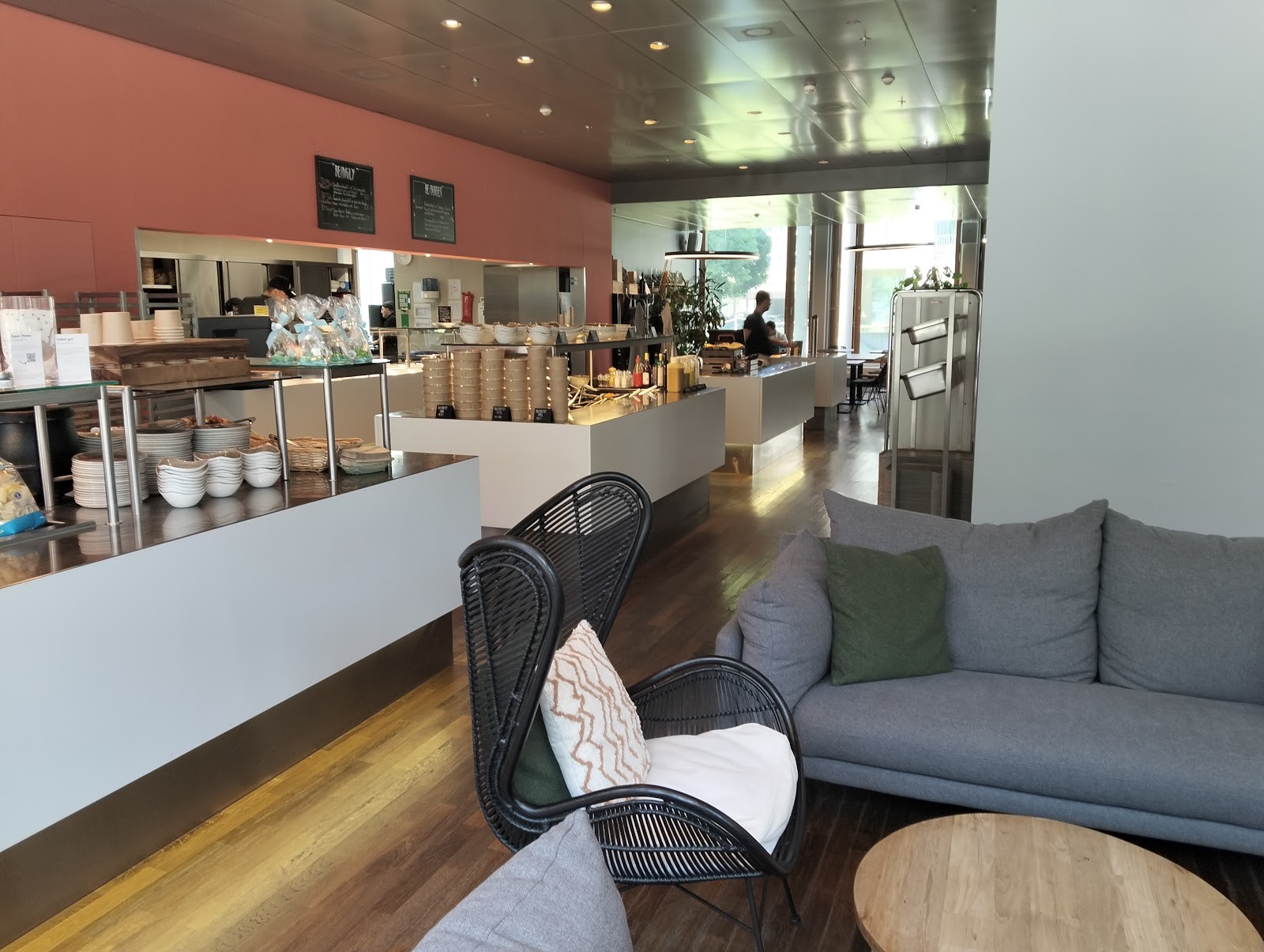 be/at Restaurant: the place