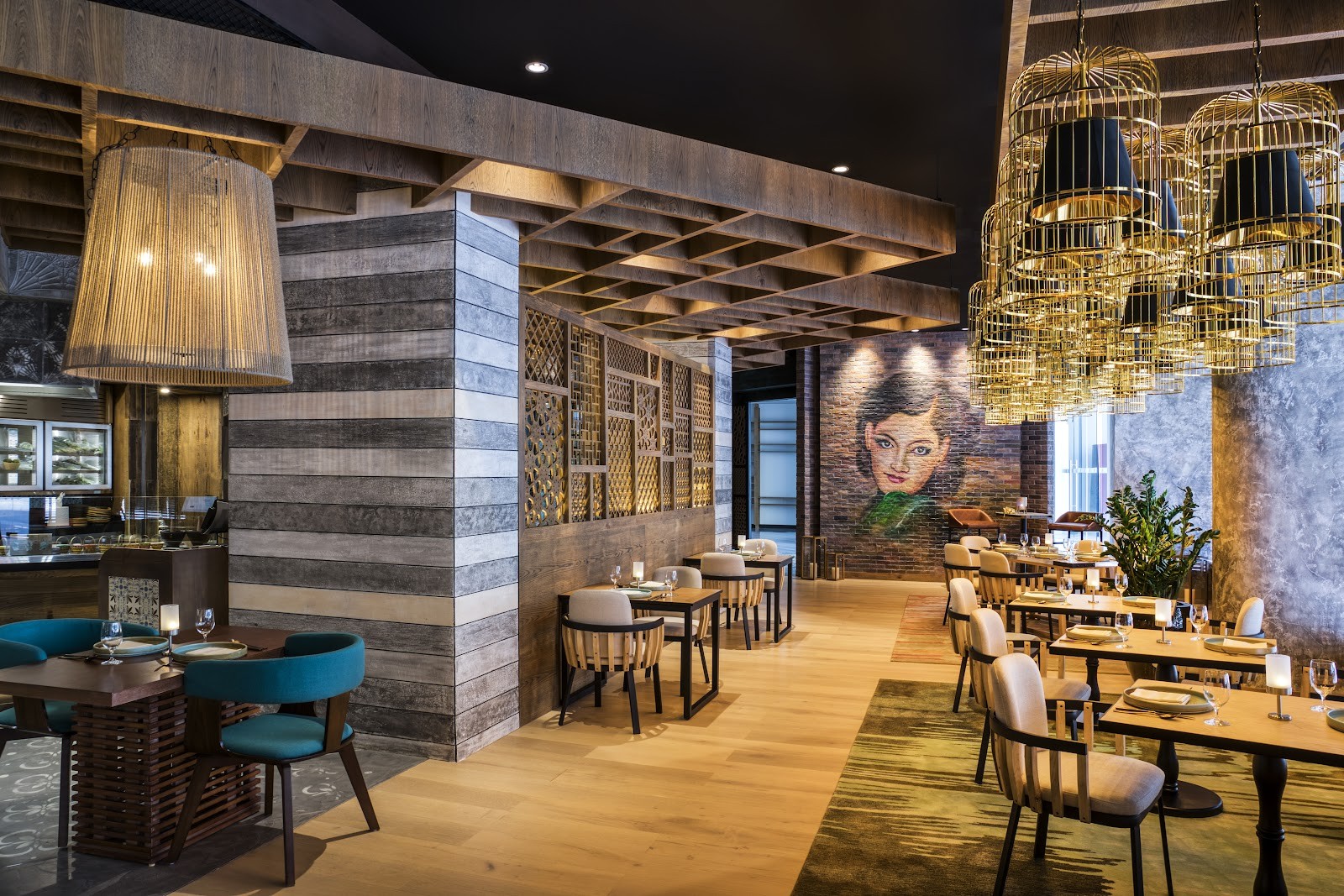 Charm Thai: the place