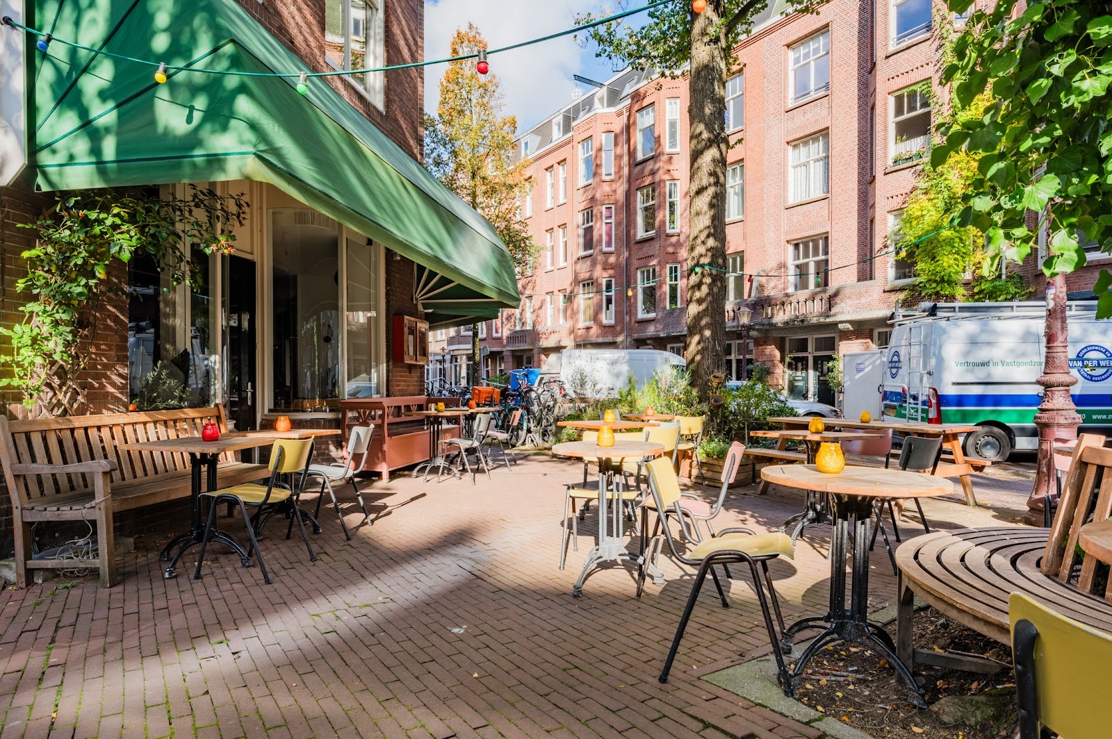 Café Conrad: the place
