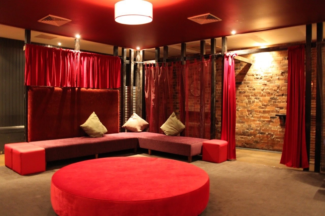 Inkerman Hotel: the place