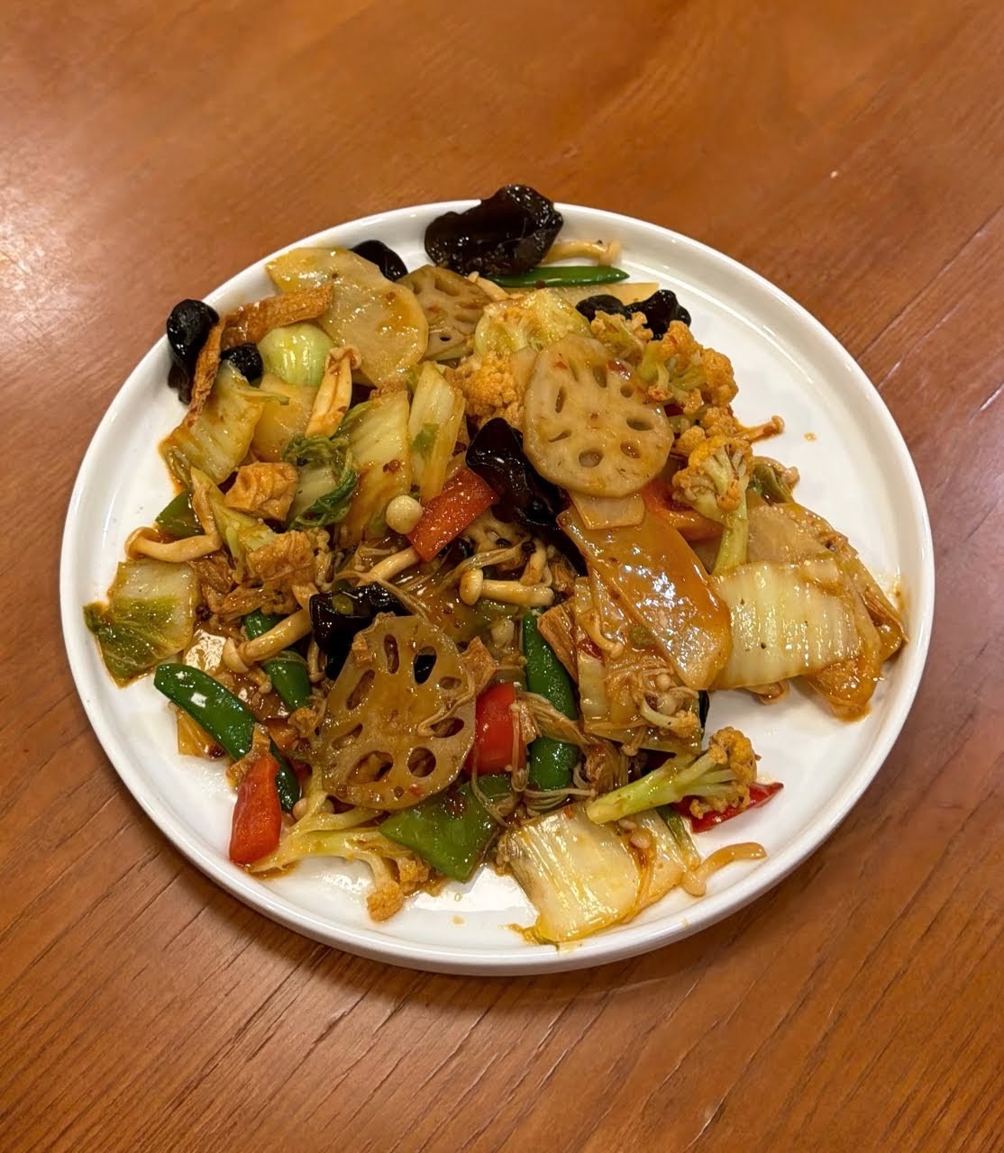 Lucky Vege House: food & drinks