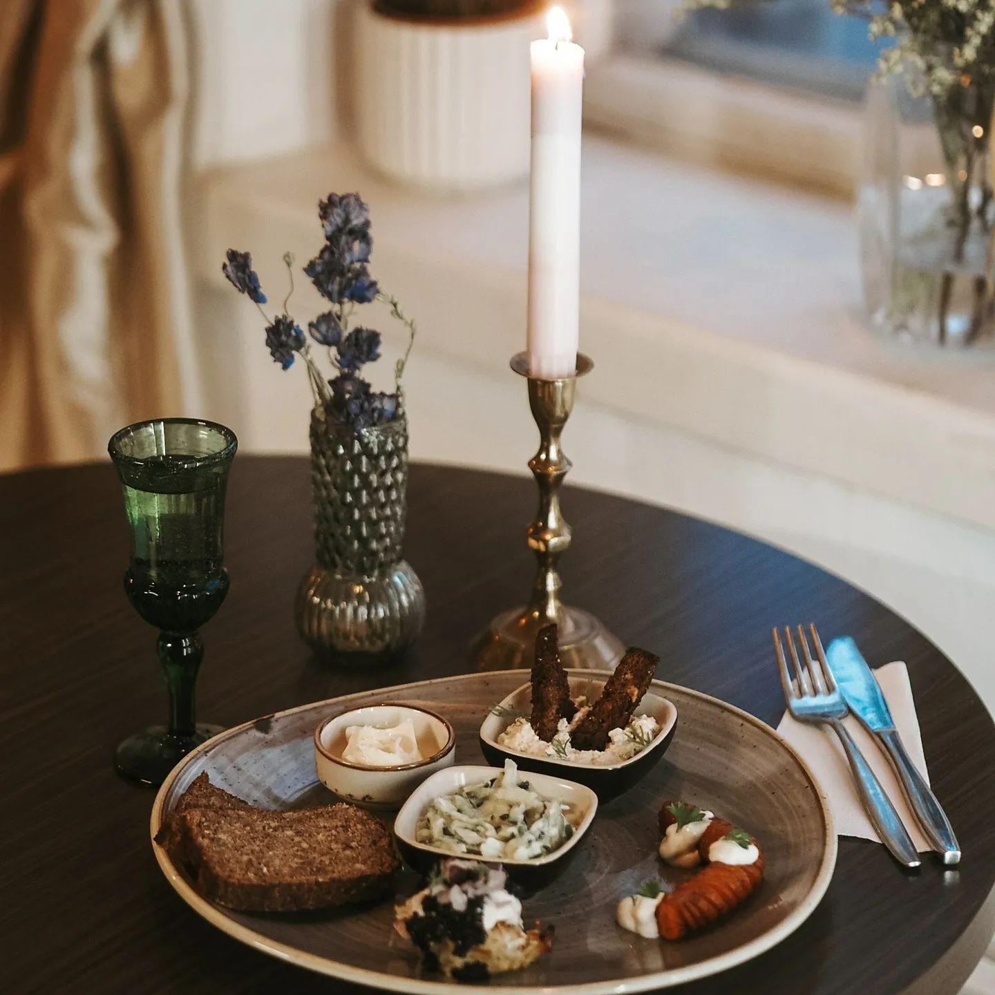 Kahvila Rakastan: food & drinks