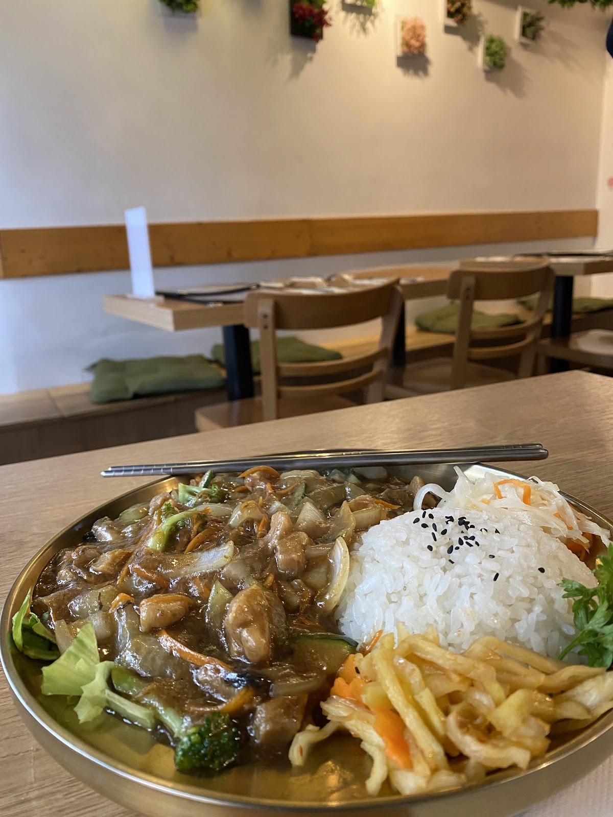 Cantine de lotus: food & drinks