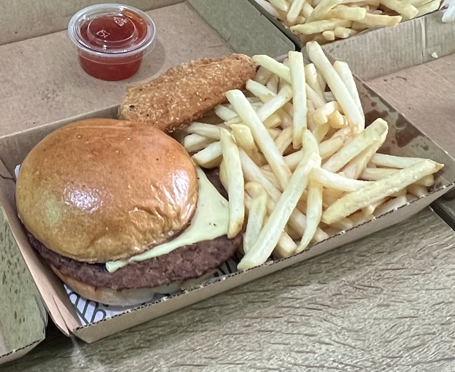VeBurger - Wapping Wharf: food & drinks