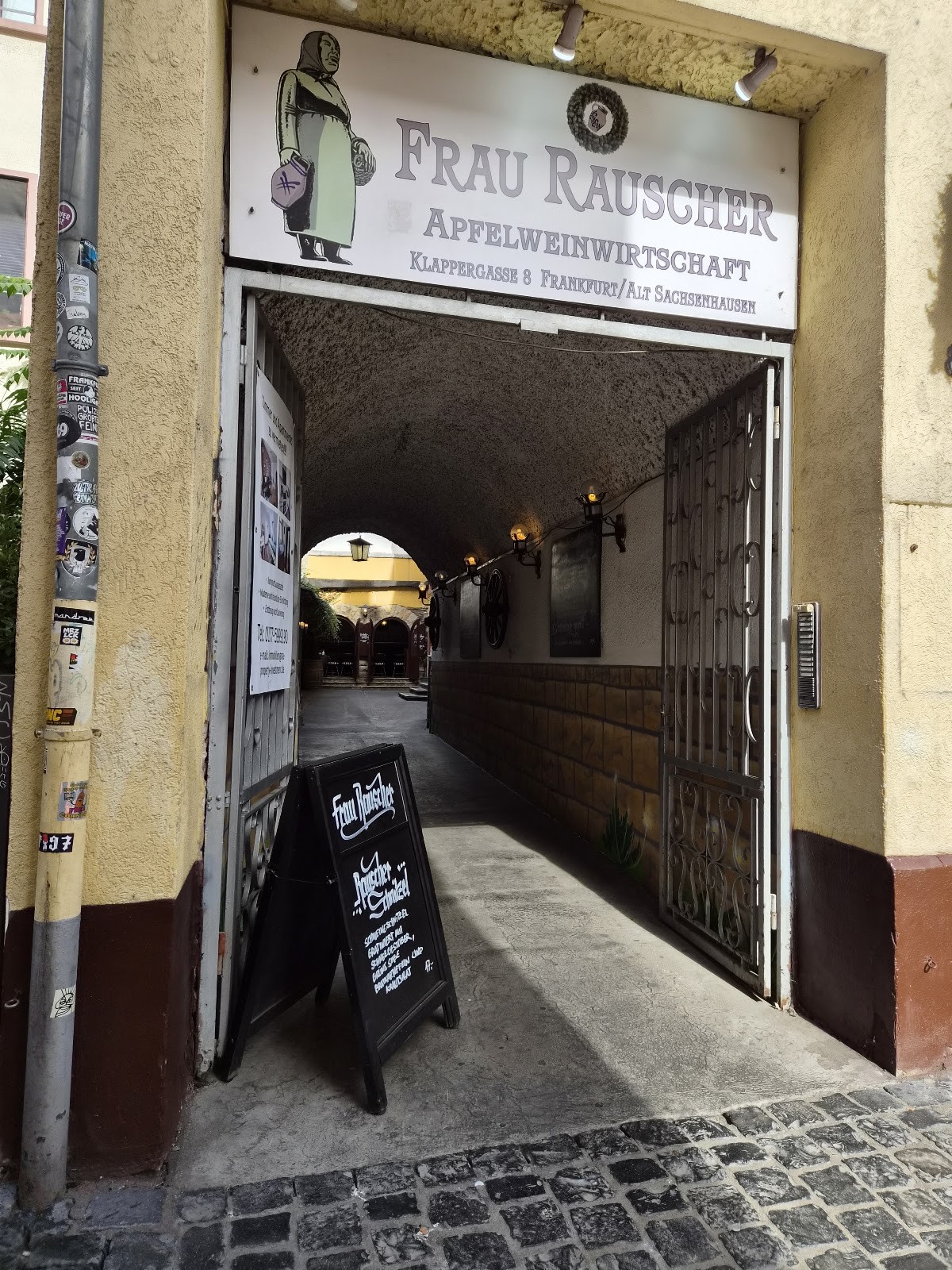 Apfelweinwirtschaft Frau Rauscher: the place