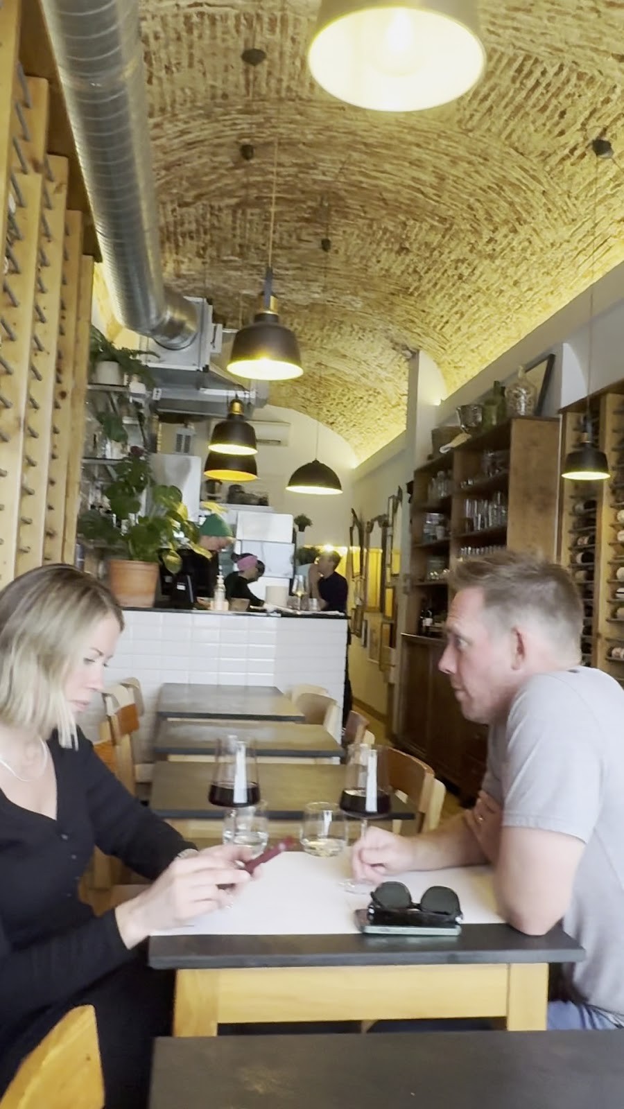 Antiga Wine Bar: the place
