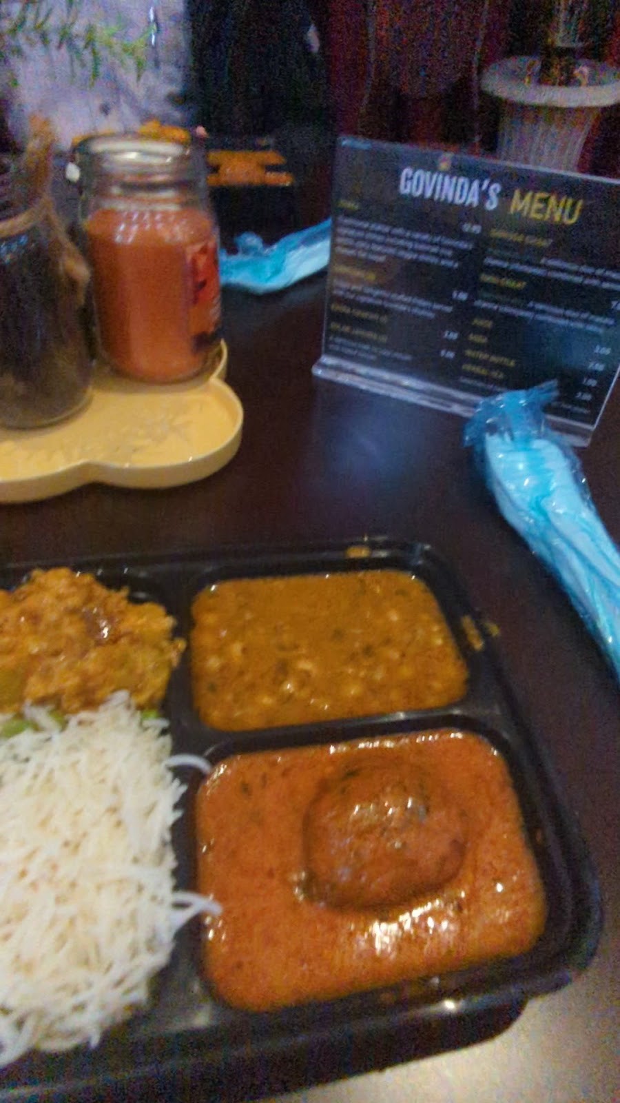 Govinda's: food & drinks