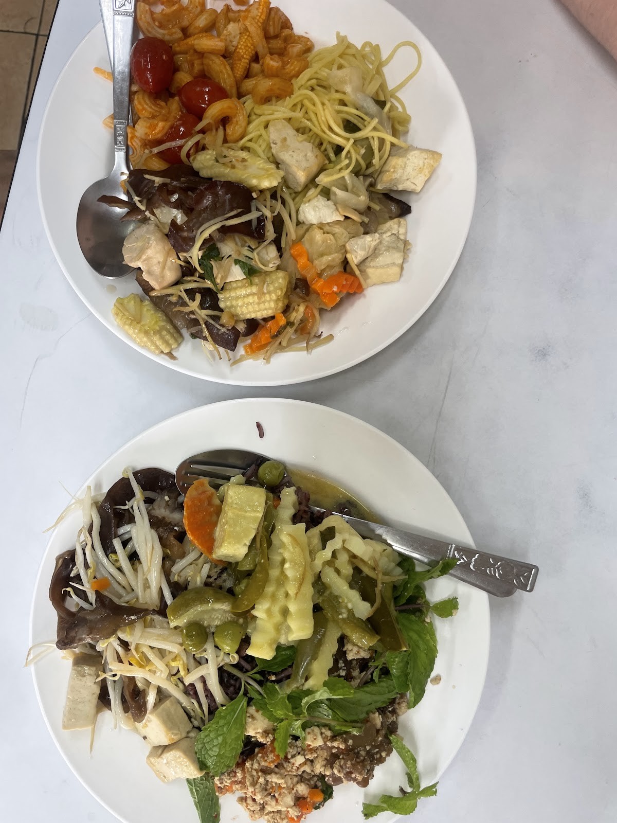 Arawy Vegetarian Food: food & drinks