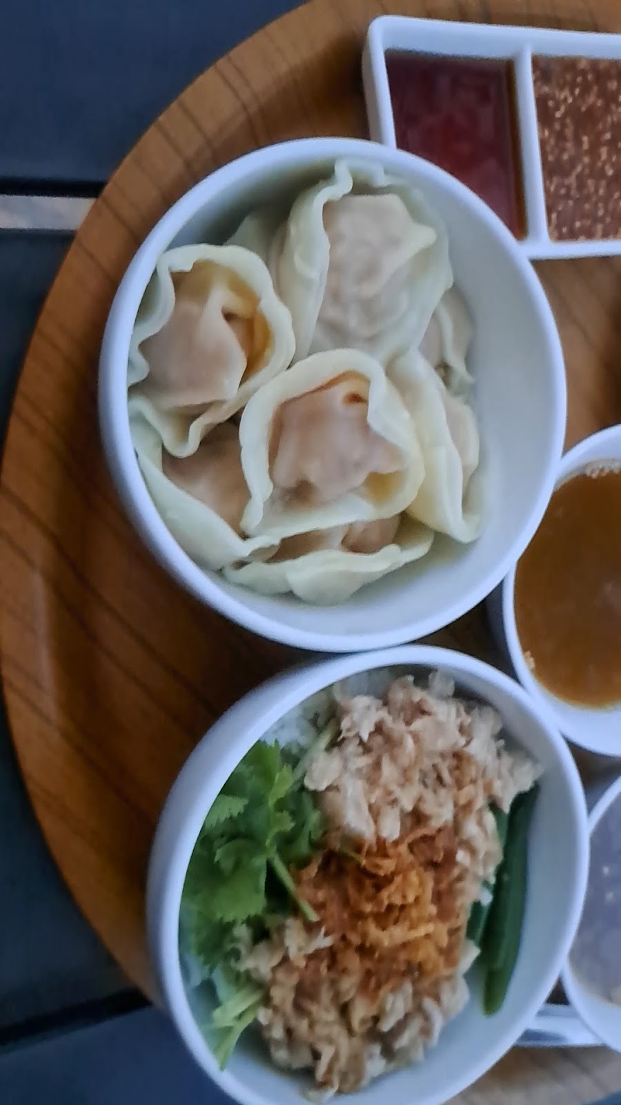 Ming Teng HAO HAO: food & drinks