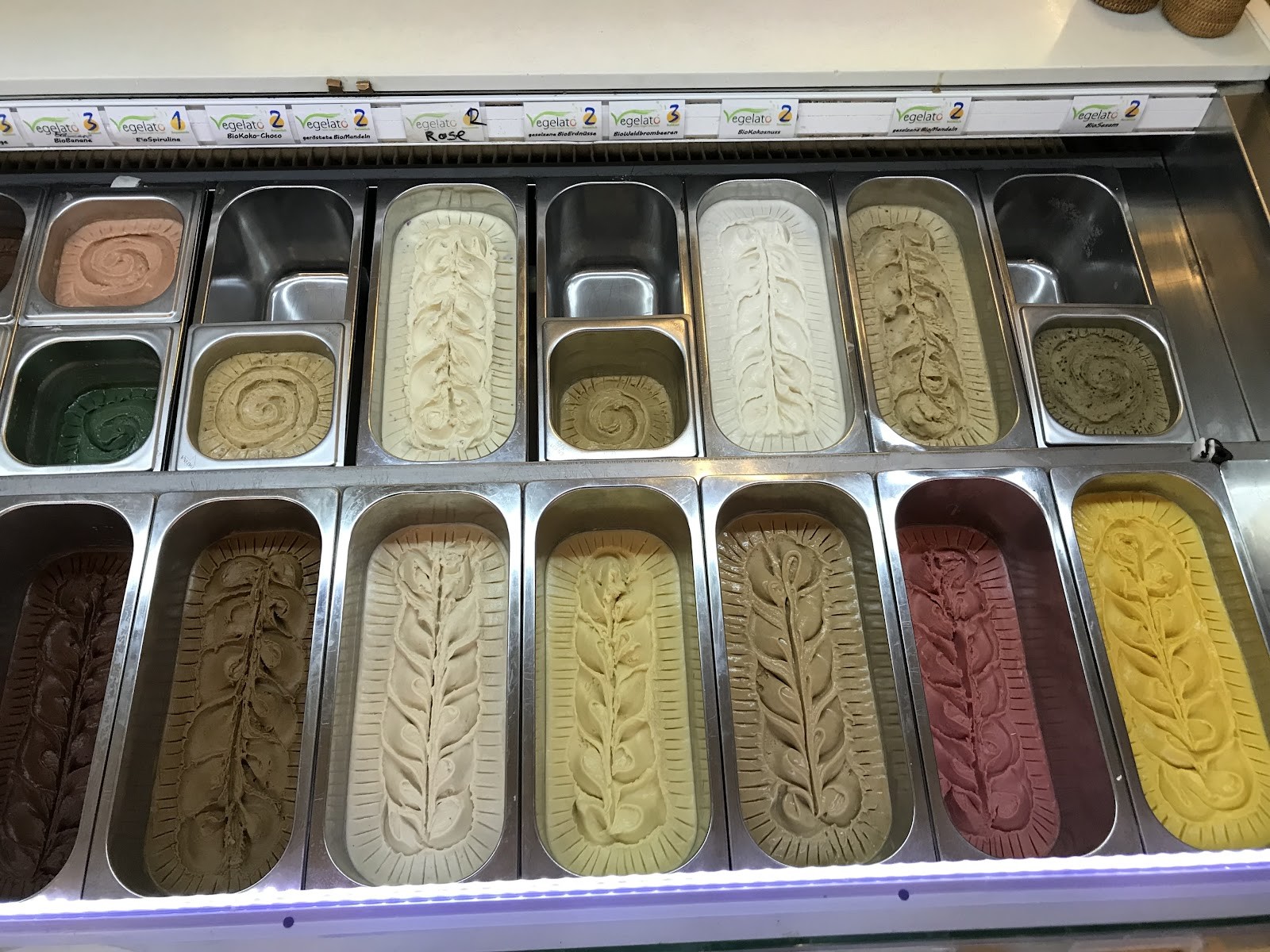 Vegelateria the Sacred: the place