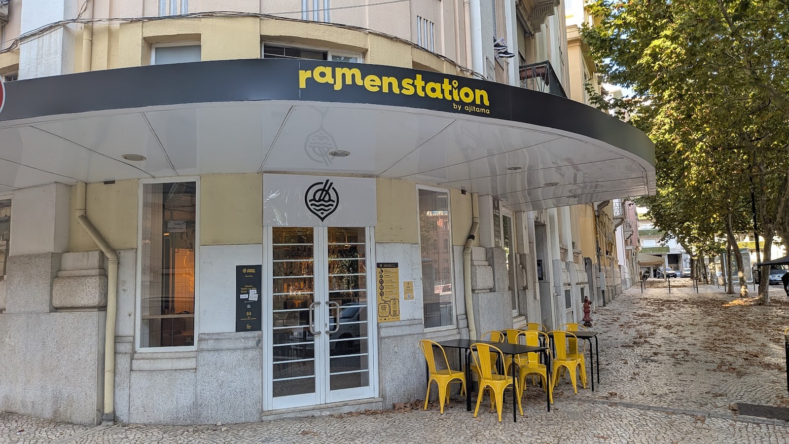 Ramen Station Campo Pequeno: the place