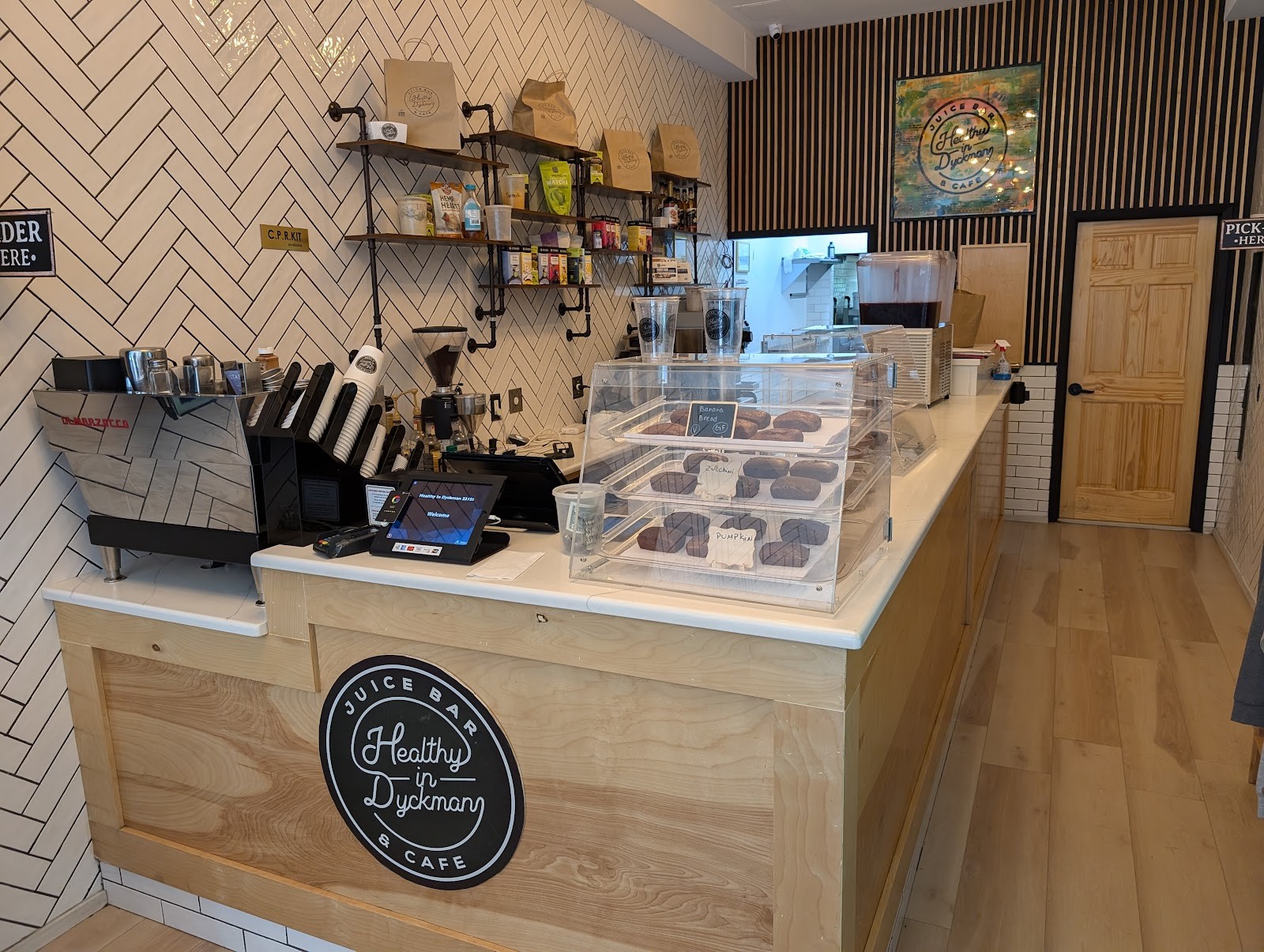 Healthy In Dyckman Juice Bar & Cafe: the place