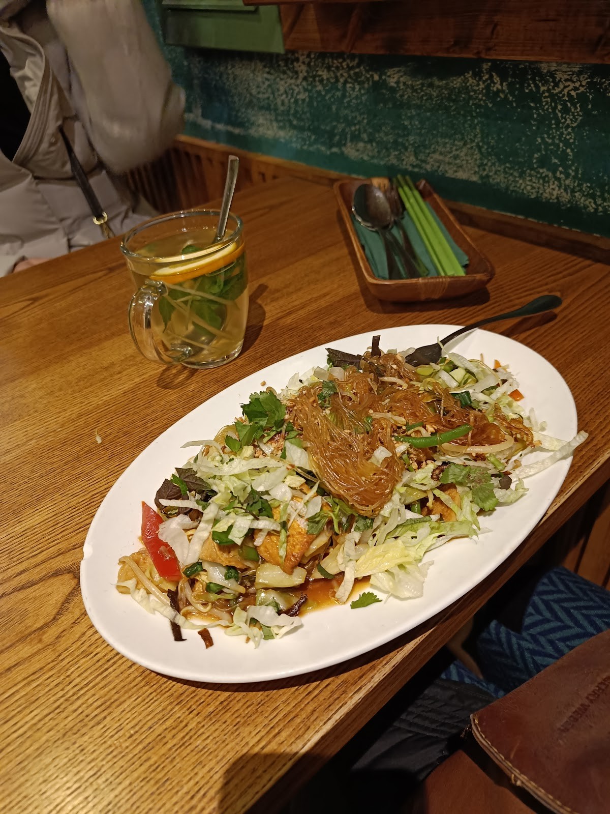 Chay Village Schöneberg: food & drinks