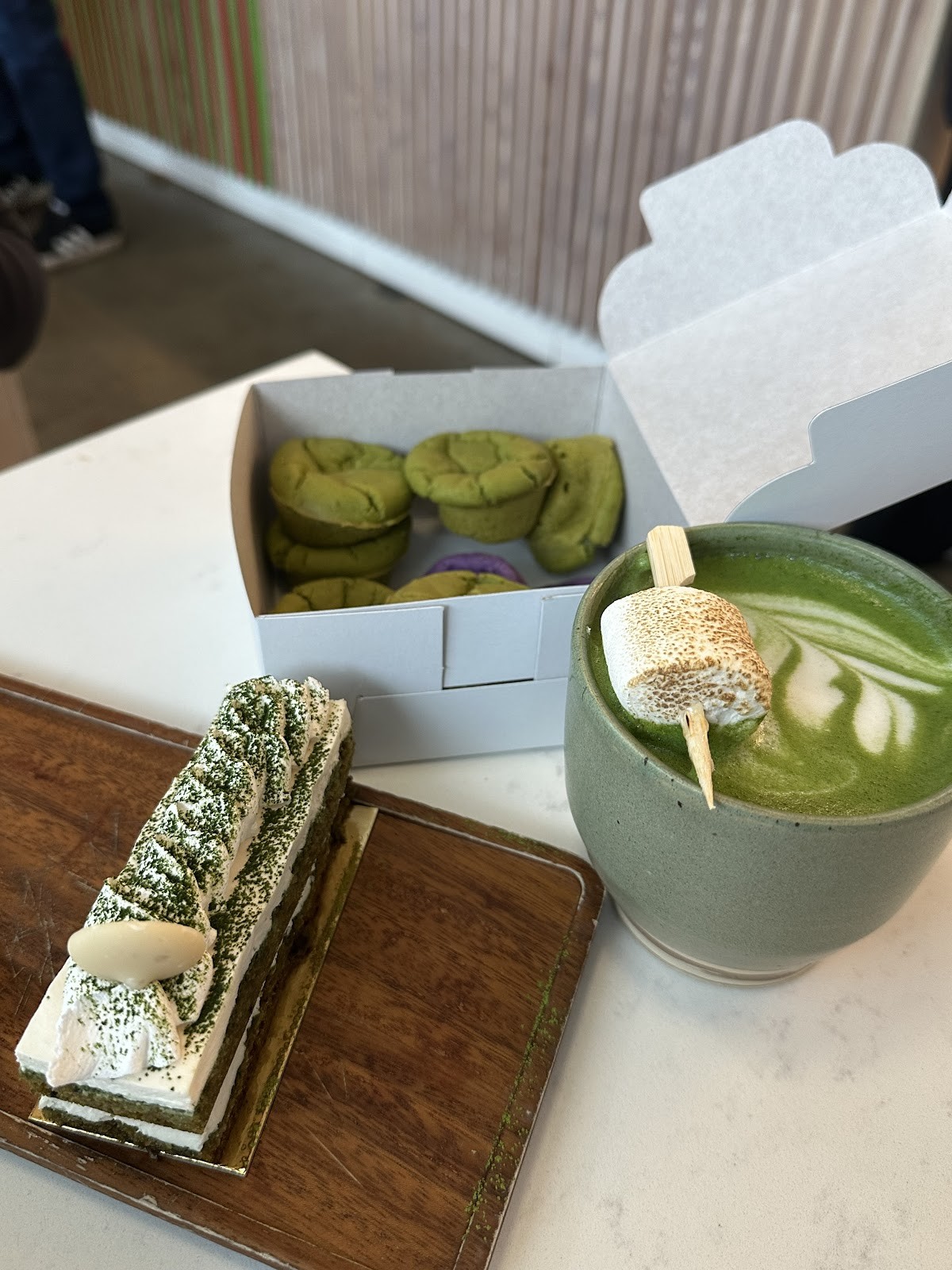 LEVEL V BAKERY: food & drinks