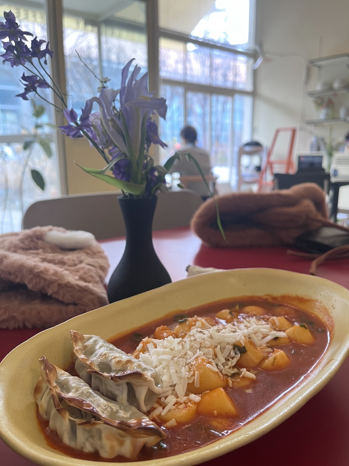 Cosmos Grocery Cafe: food & drinks