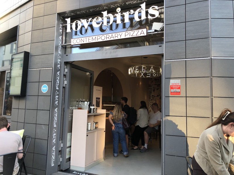 Lovebirds - Contemporary Pizza: photo 4