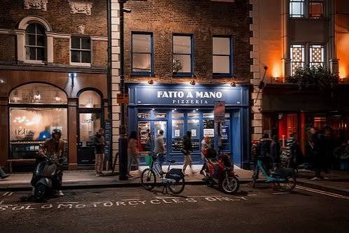 Fatto a Mano Covent Garden: the place