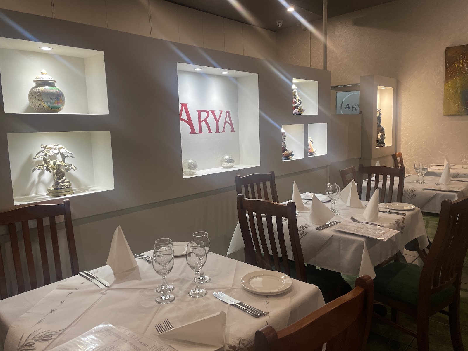Arya Indian Restaurant: the place