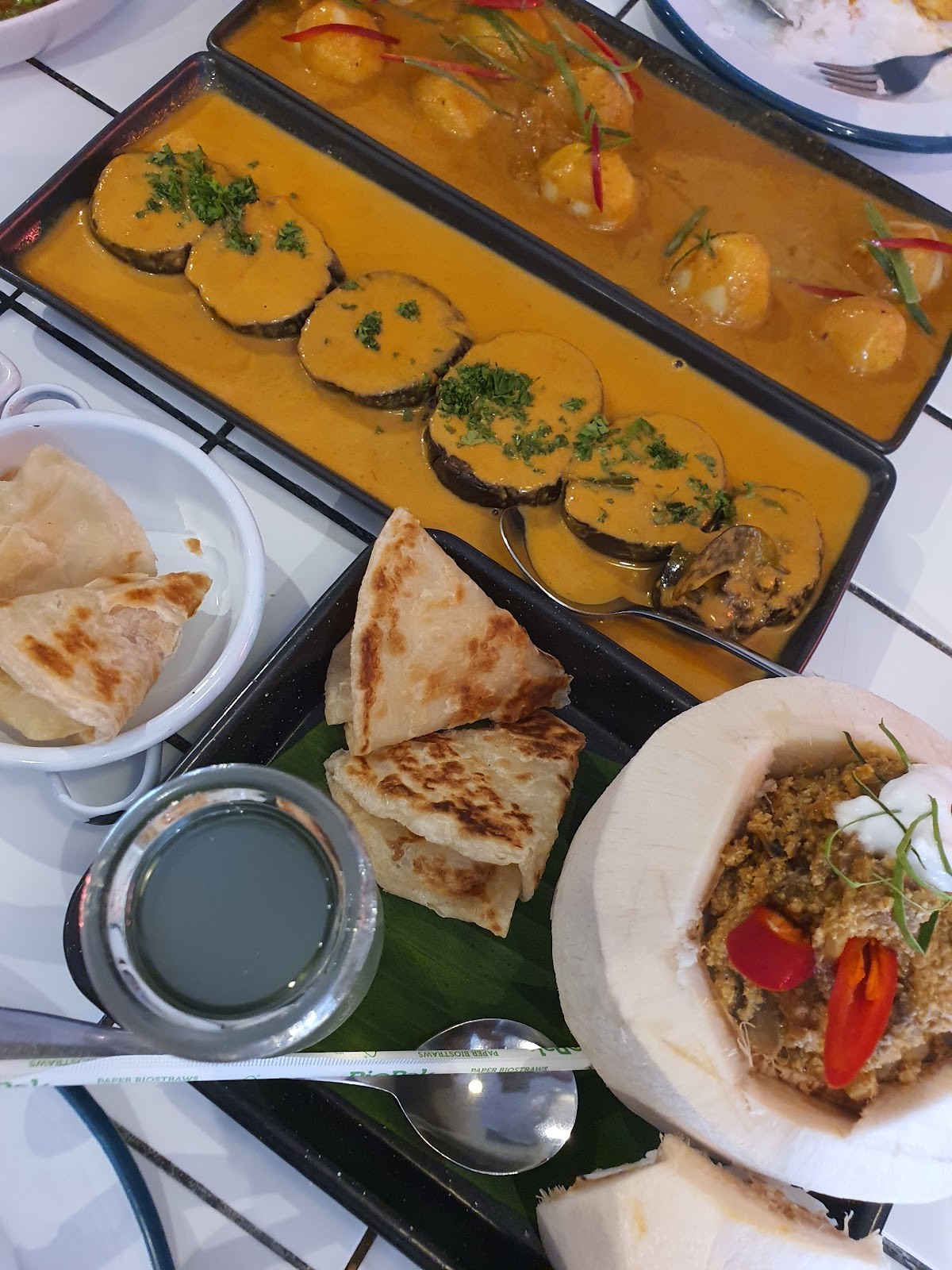 Little Turtle: food & drinks