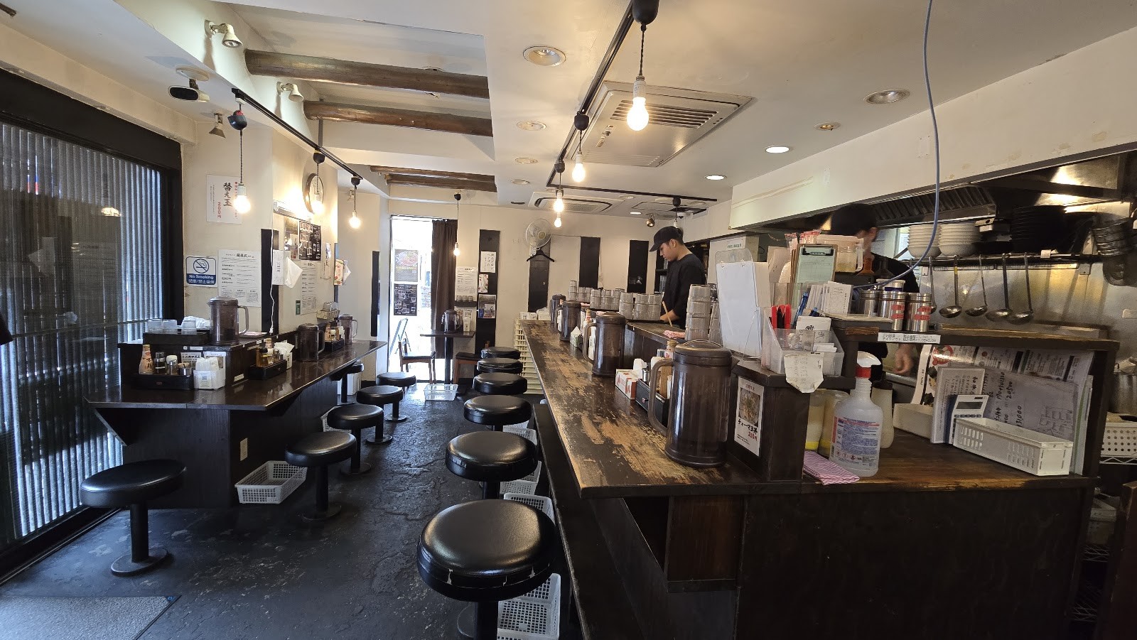 Nōkō Torisoba Menya Takeichi Akihabara: the place