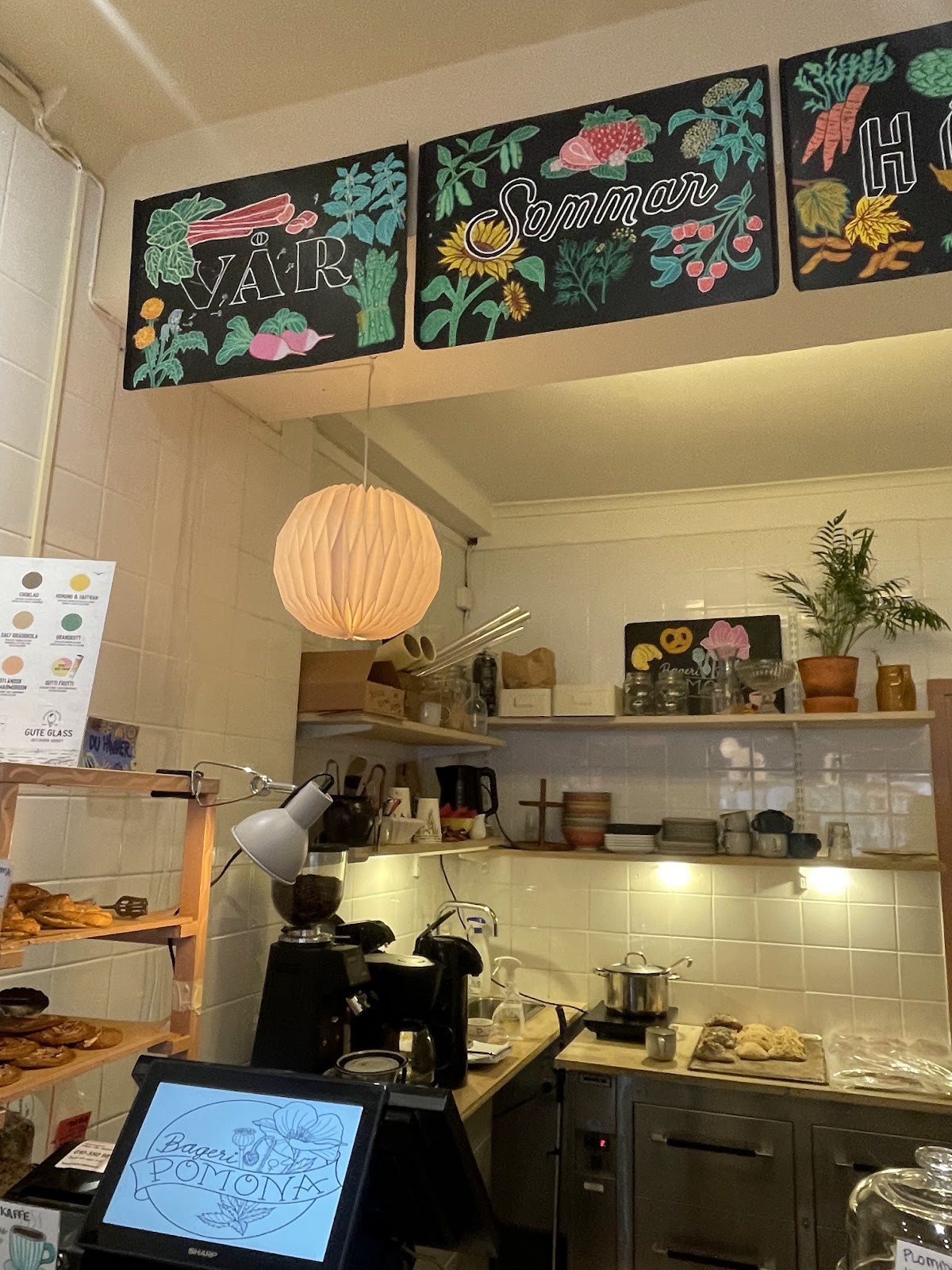 Bageri Pomona: the place