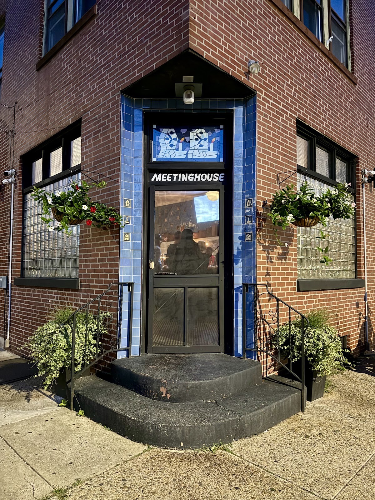 Meetinghouse: the place